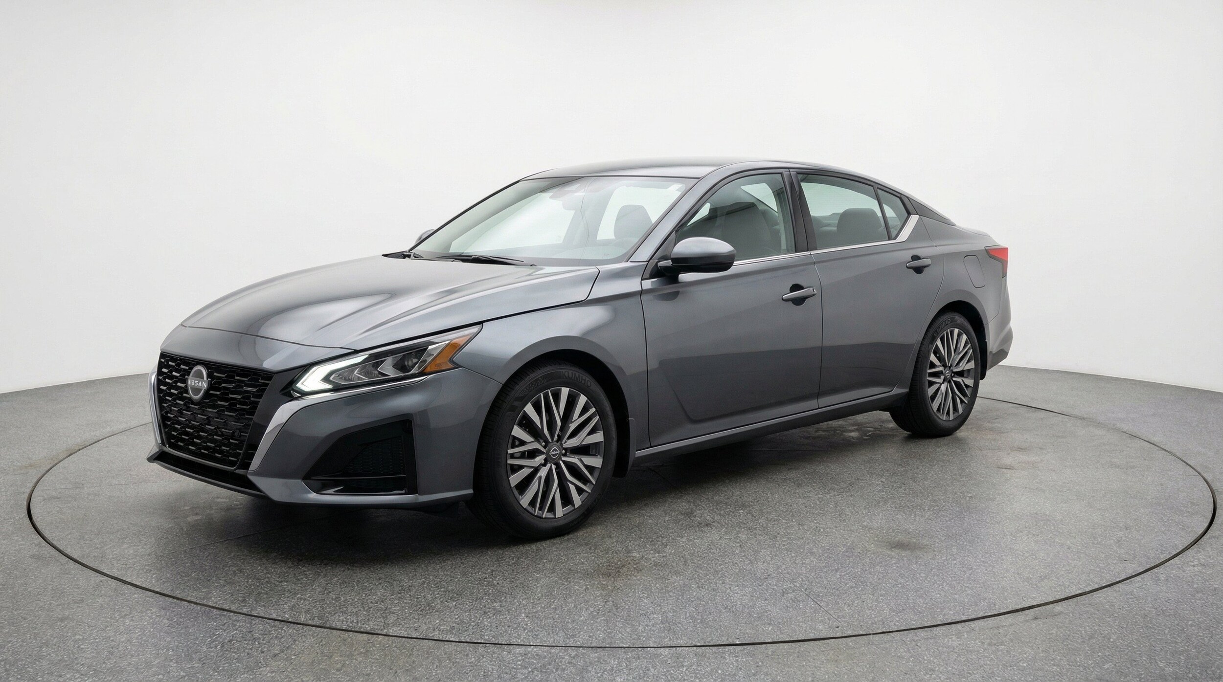 Thumbnail: 2025 Nissan Altima - 3
