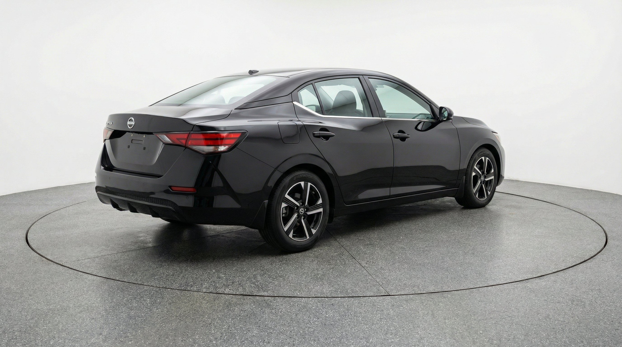 Thumbnail: 2025 Nissan Sentra - 9