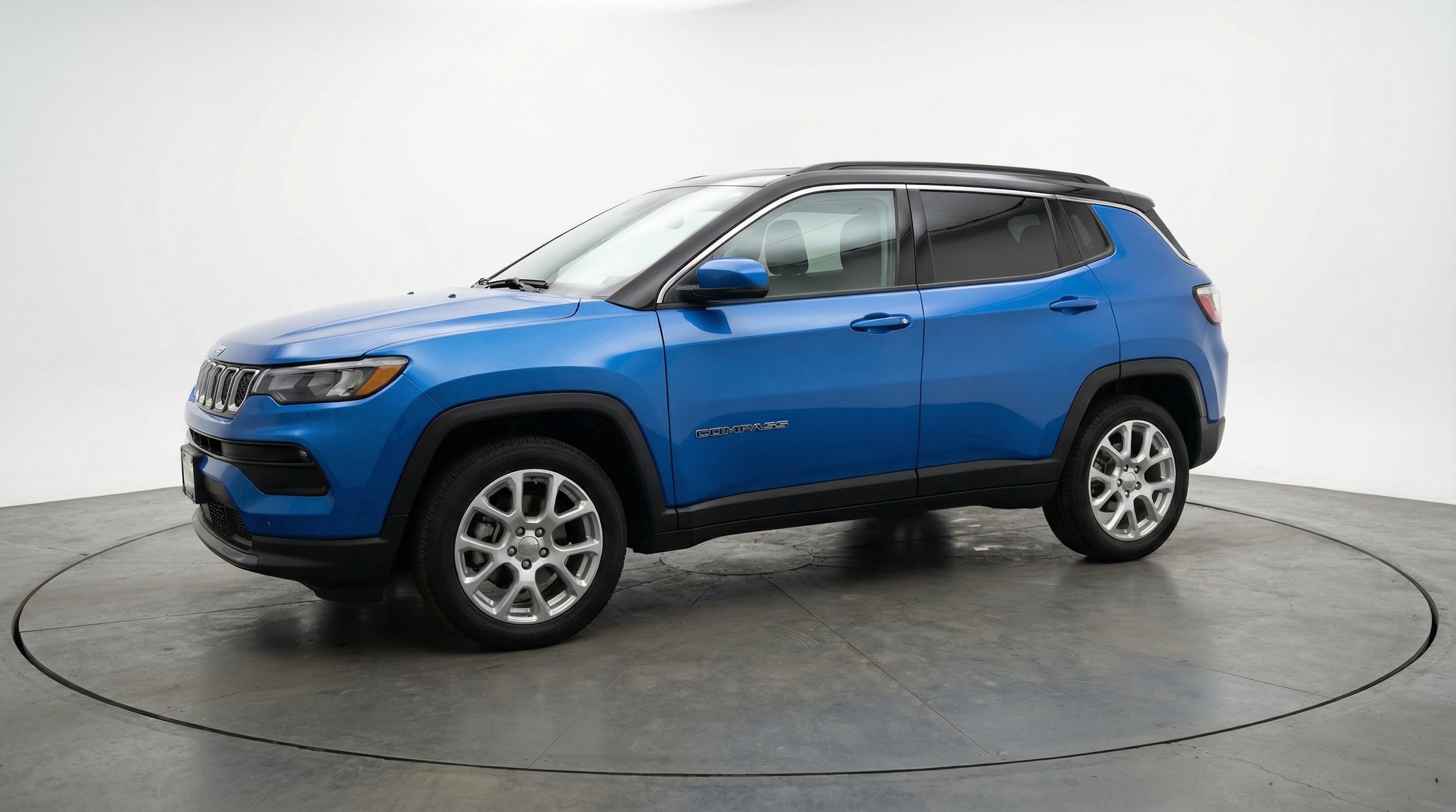 Thumbnail: 2025 Jeep Compass - 3