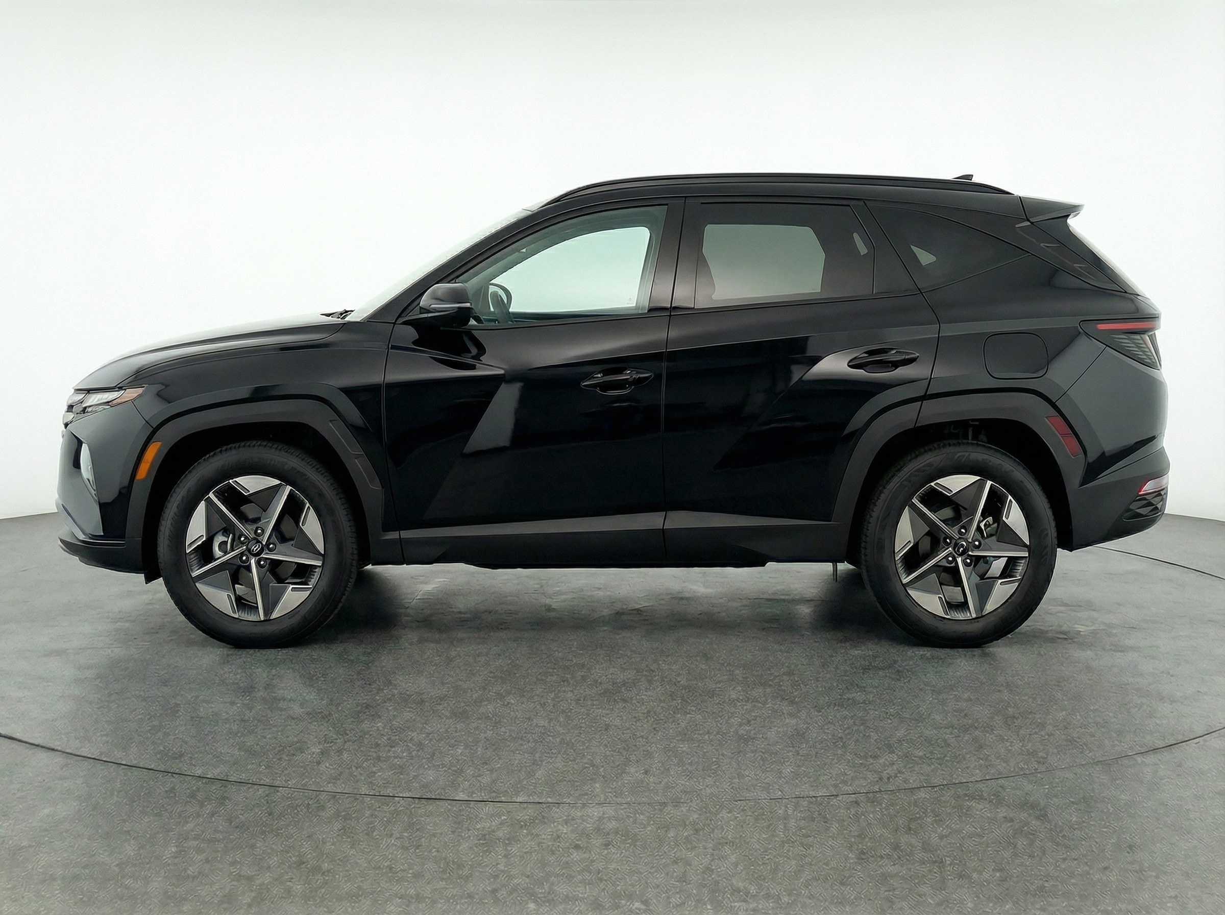 Thumbnail: 2025 Hyundai Tucson - 4