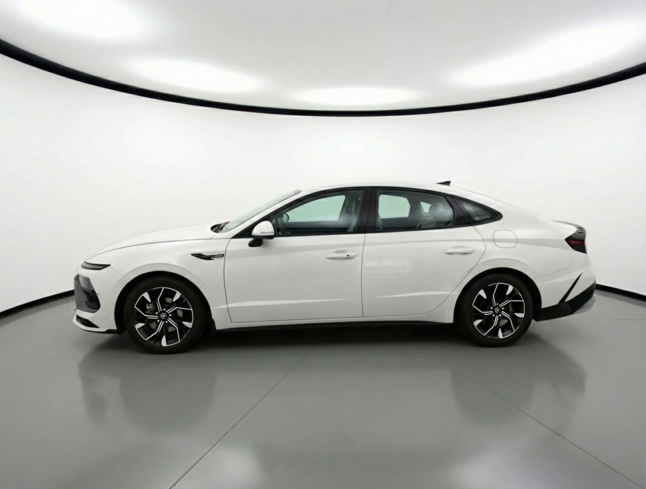 Thumbnail: 2025 Hyundai Sonata - 4