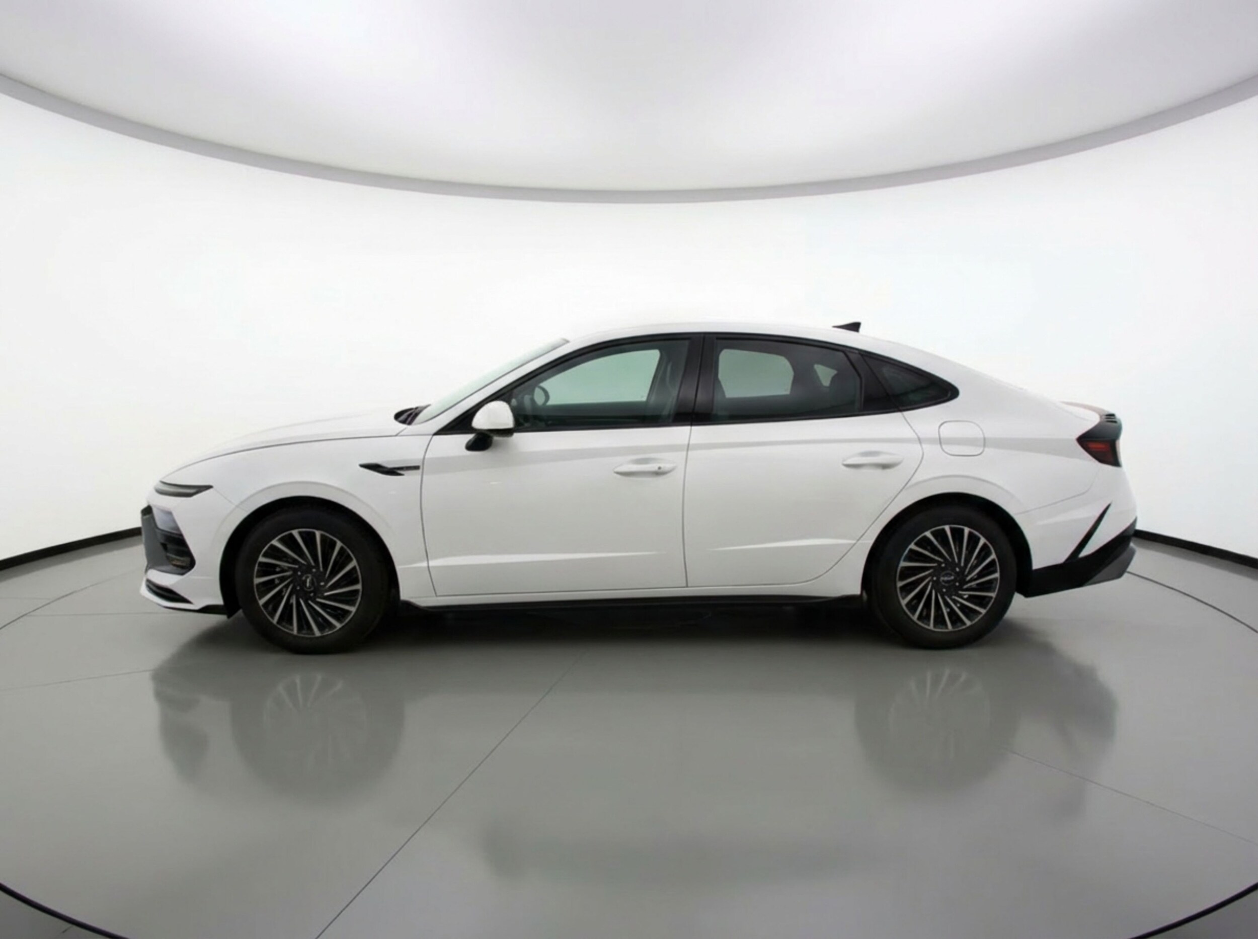 Thumbnail: 2025 Hyundai Sonata - 4