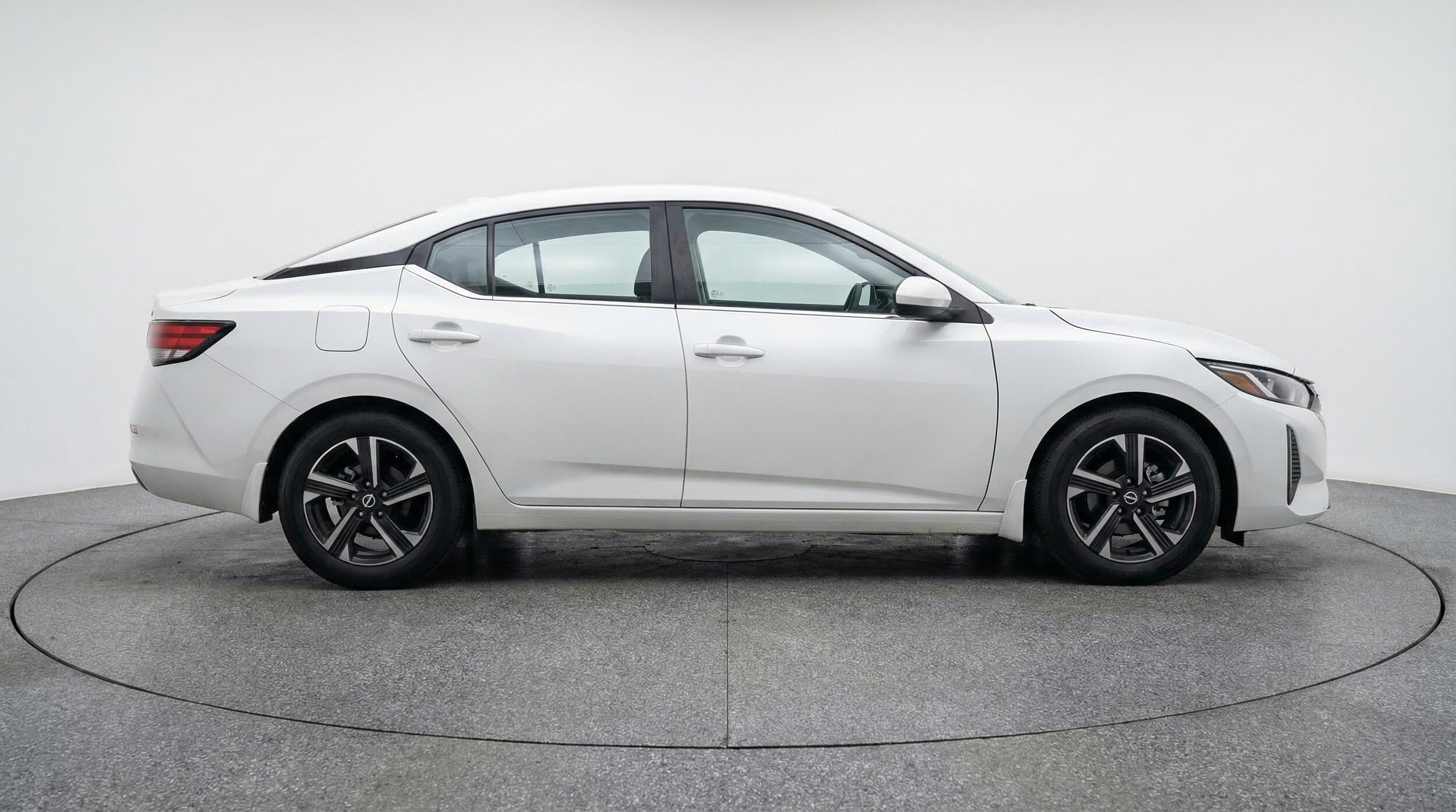 Thumbnail: 2025 Nissan Sentra - 11
