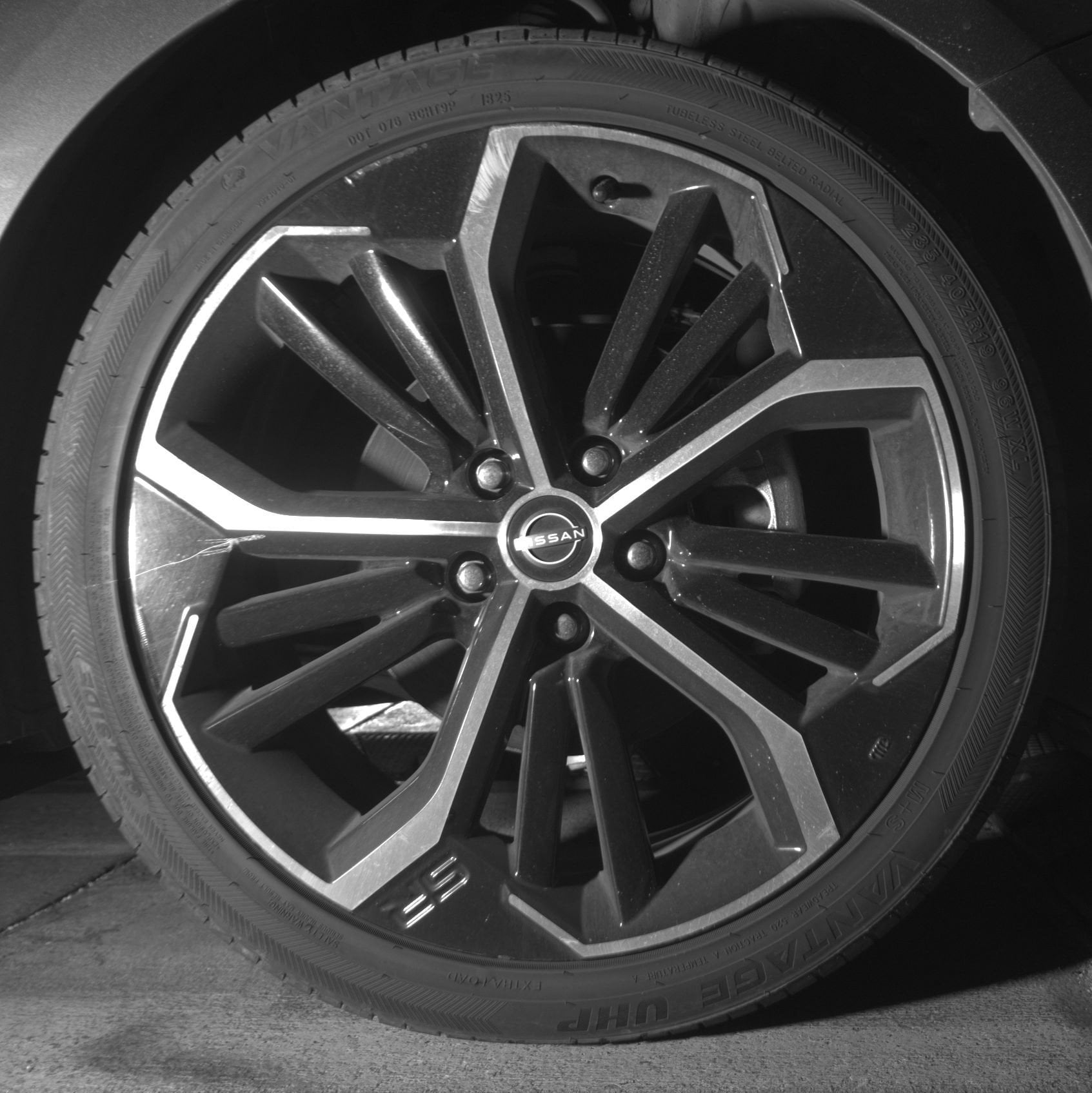 Thumbnail: 2025 Nissan Altima - 13