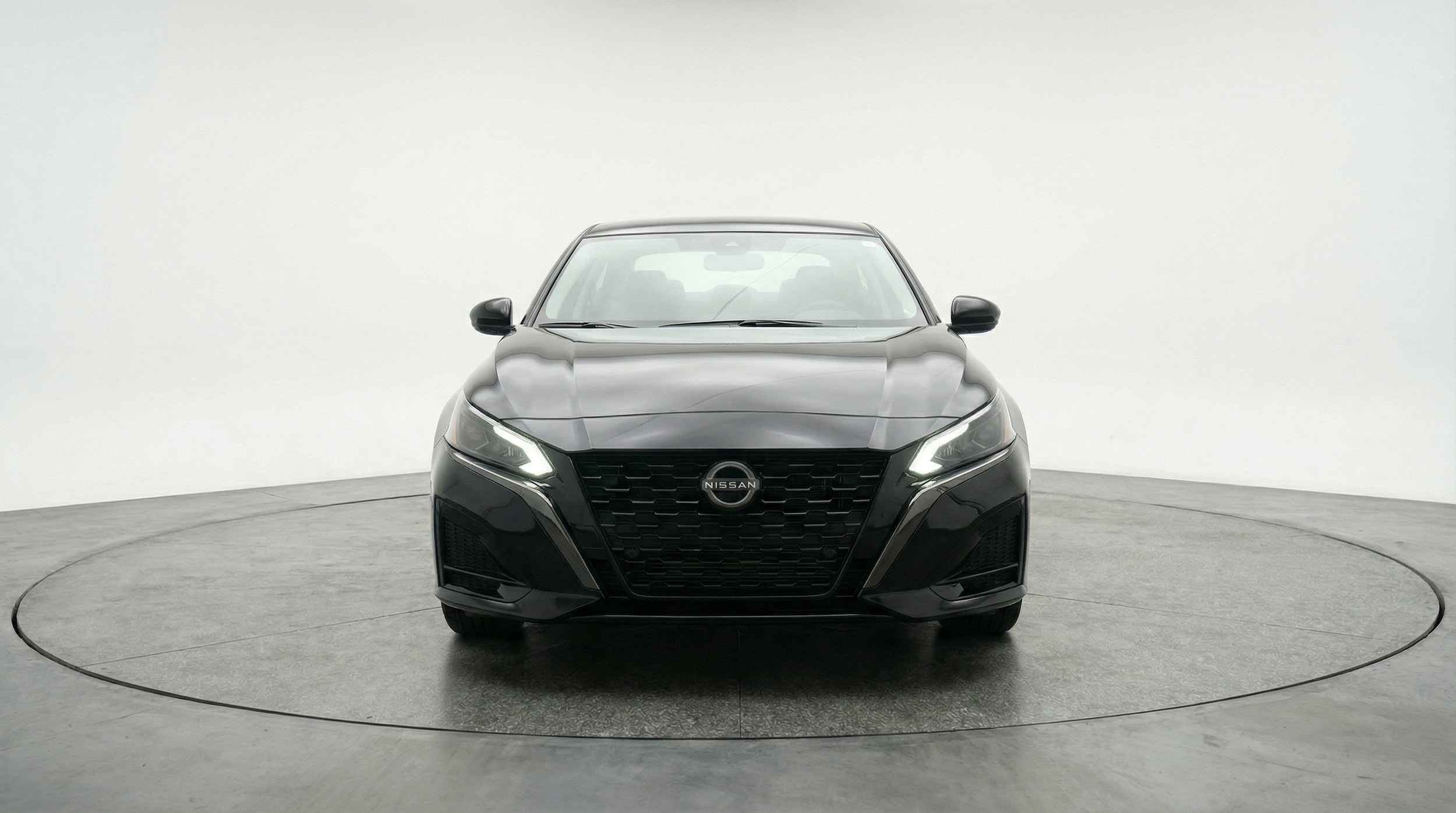 Thumbnail: 2025 Nissan Altima - 2