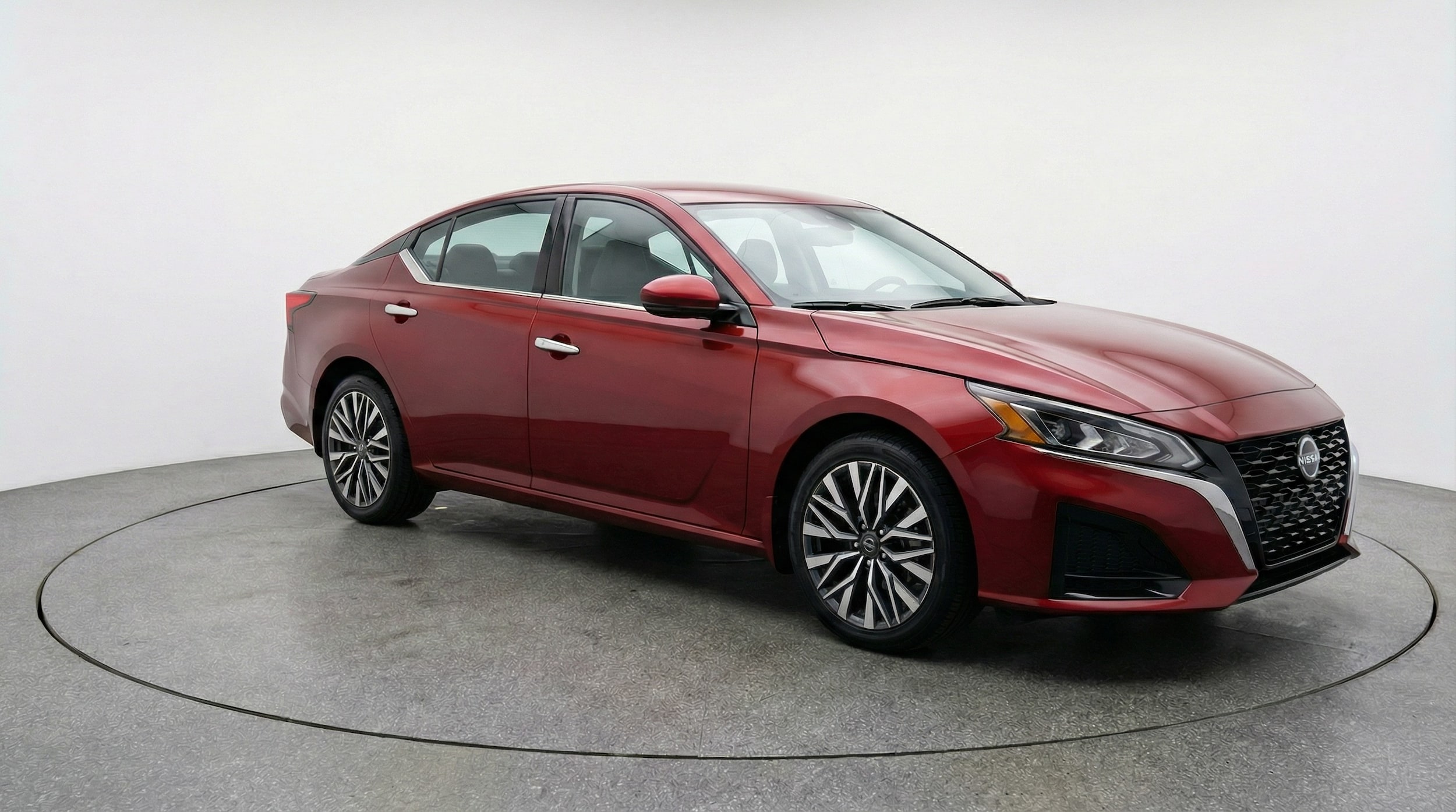 Thumbnail: 2025 Nissan Altima - 1