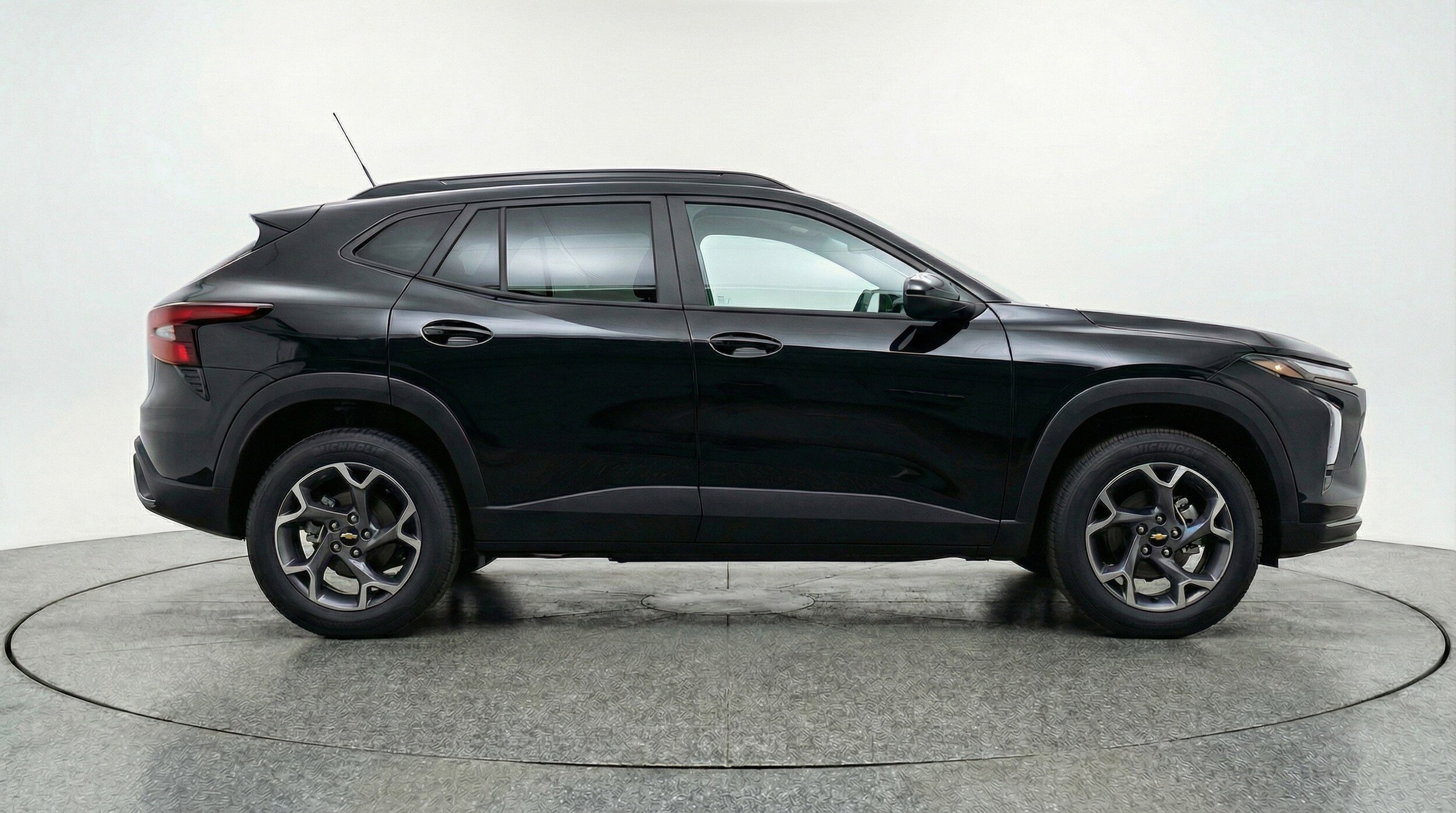 Thumbnail: 2025 Chevrolet Trax - 11