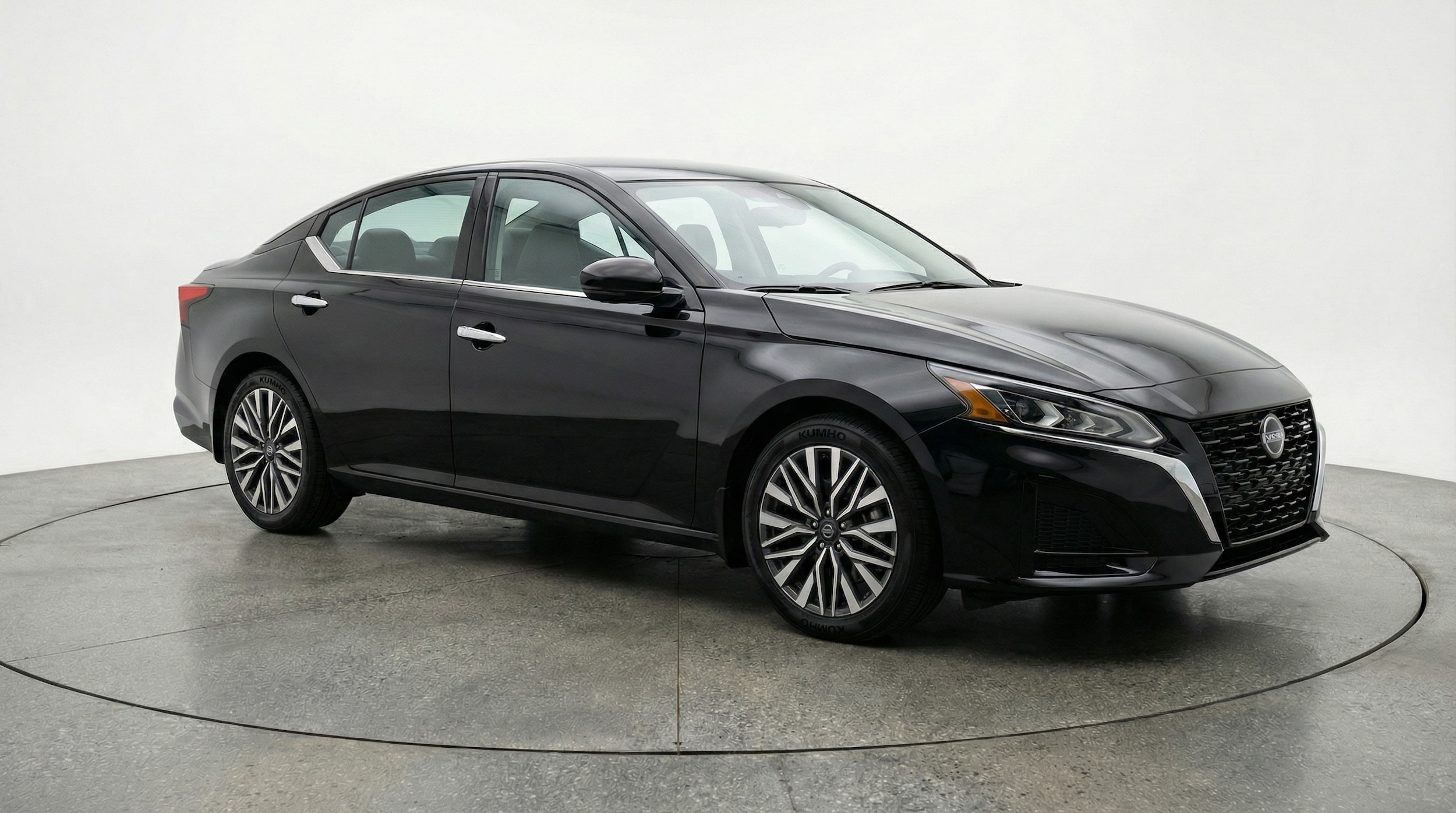 Thumbnail: 2025 Nissan Altima - 1