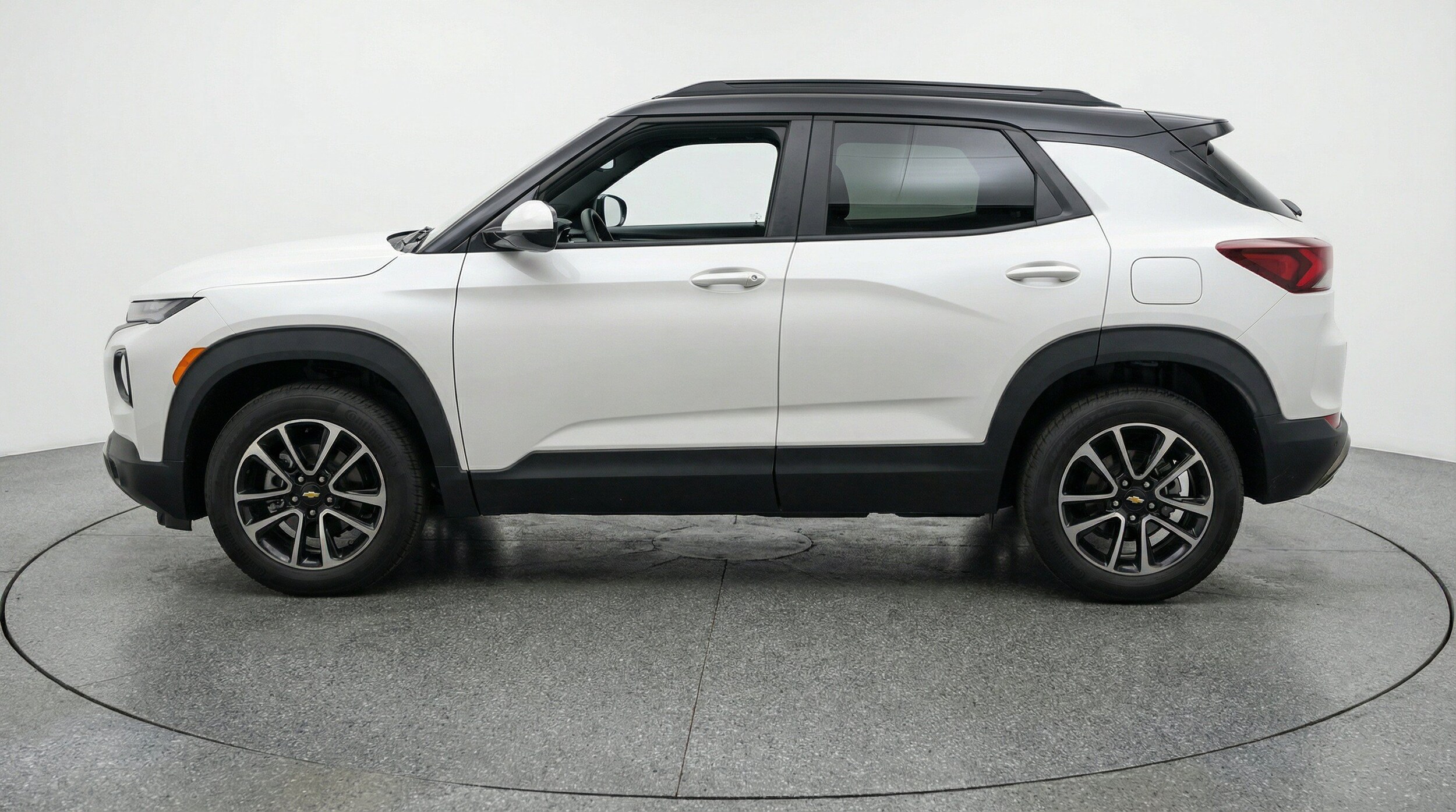 Thumbnail: 2025 Chevrolet TrailBlazer - 5