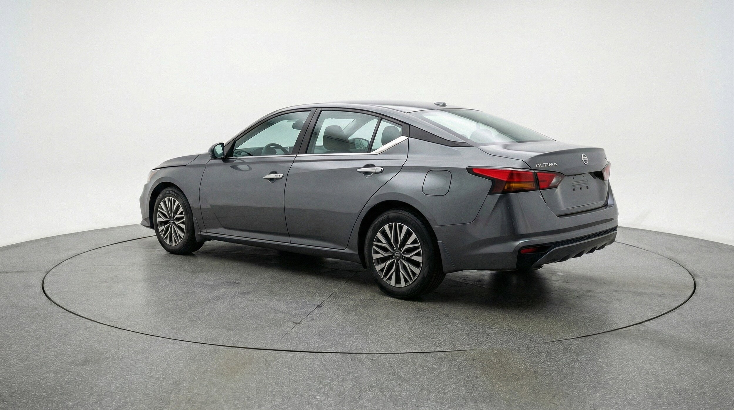 Thumbnail: 2025 Nissan Altima - 6