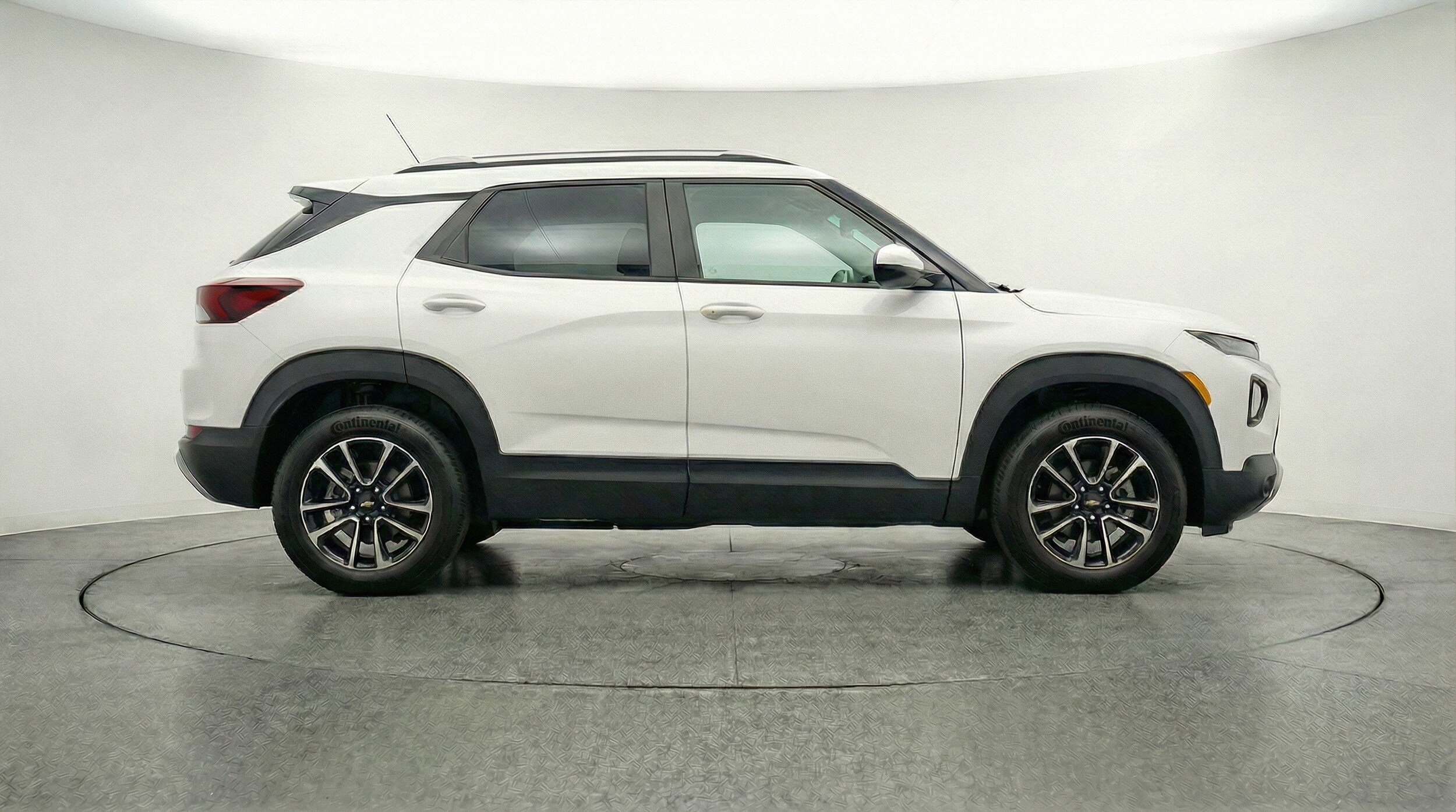Thumbnail: 2025 Chevrolet TrailBlazer - 11
