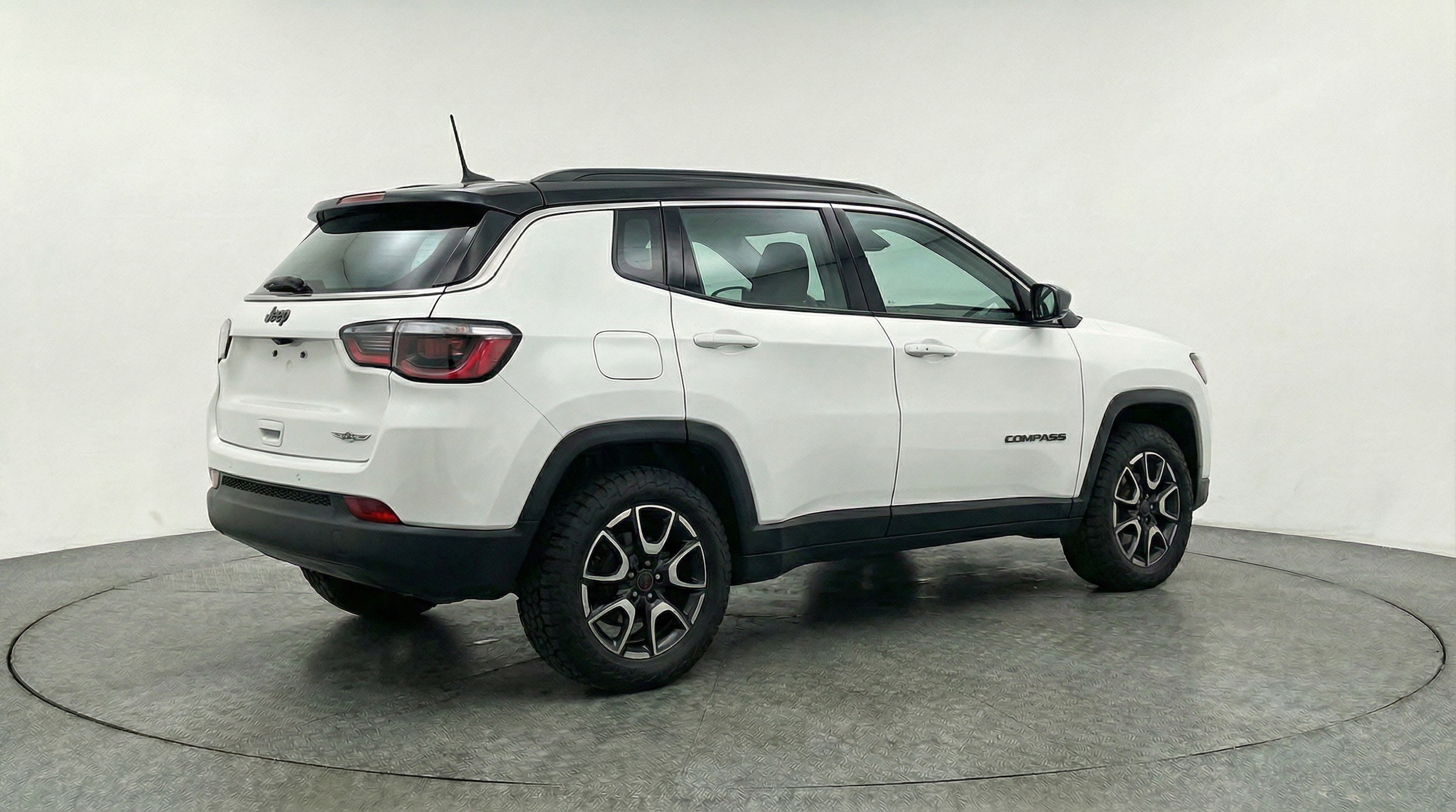 Thumbnail: 2025 Jeep Compass - 9