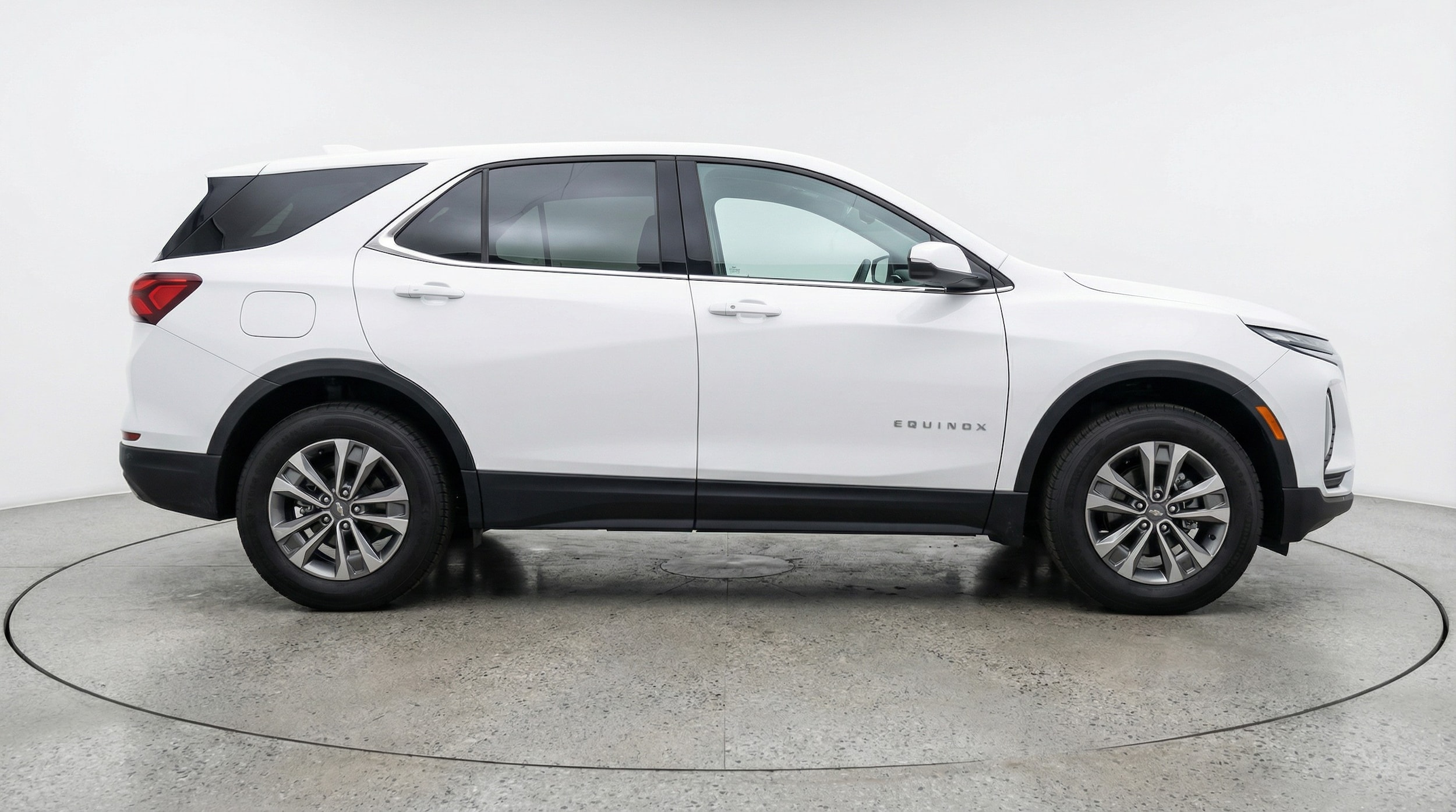 Thumbnail: 2025 Chevrolet Equinox - 8