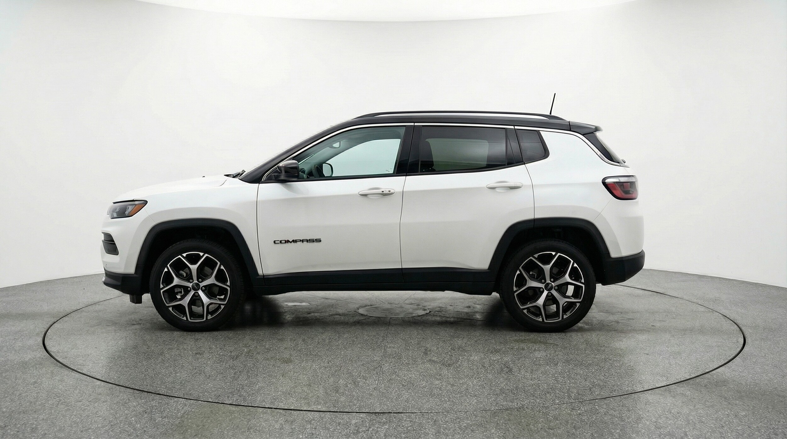 Thumbnail: 2025 Jeep Compass - 4