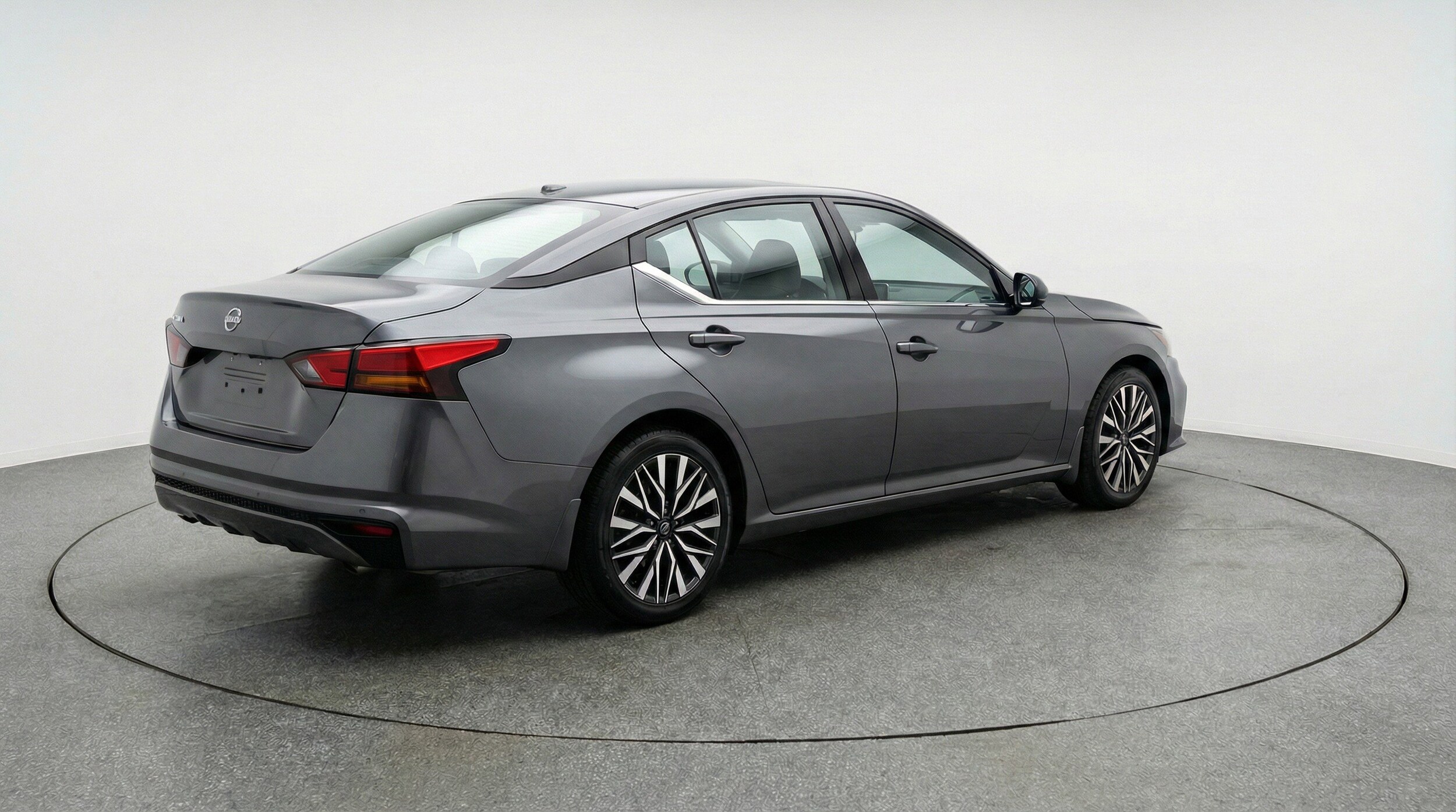 Thumbnail: 2025 Nissan Altima - 9