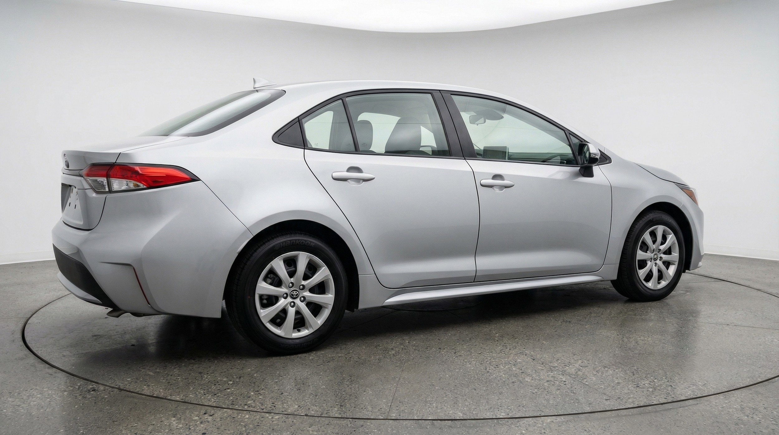 Thumbnail: 2025 Toyota Corolla - 9