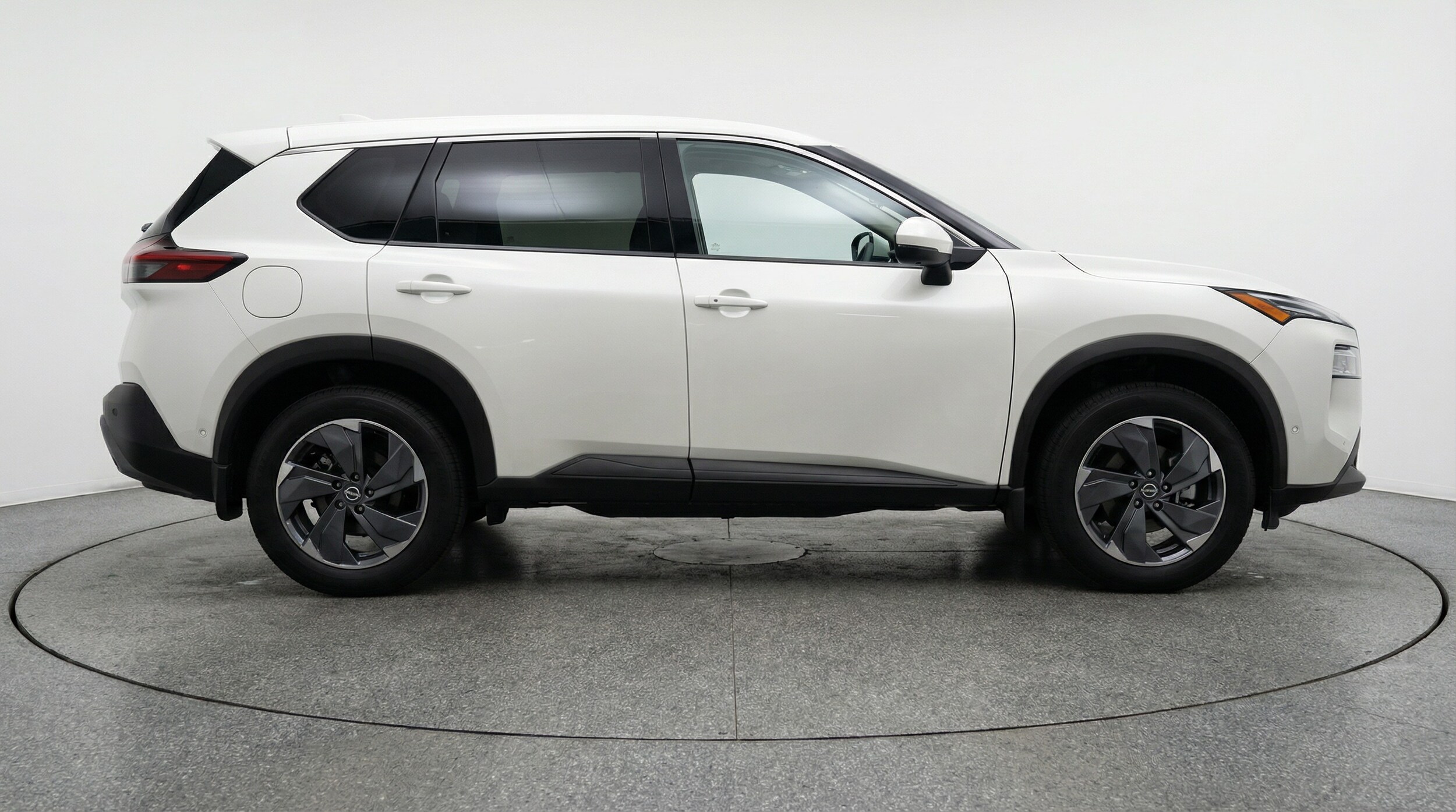 Thumbnail: 2025 Nissan Rogue - 8