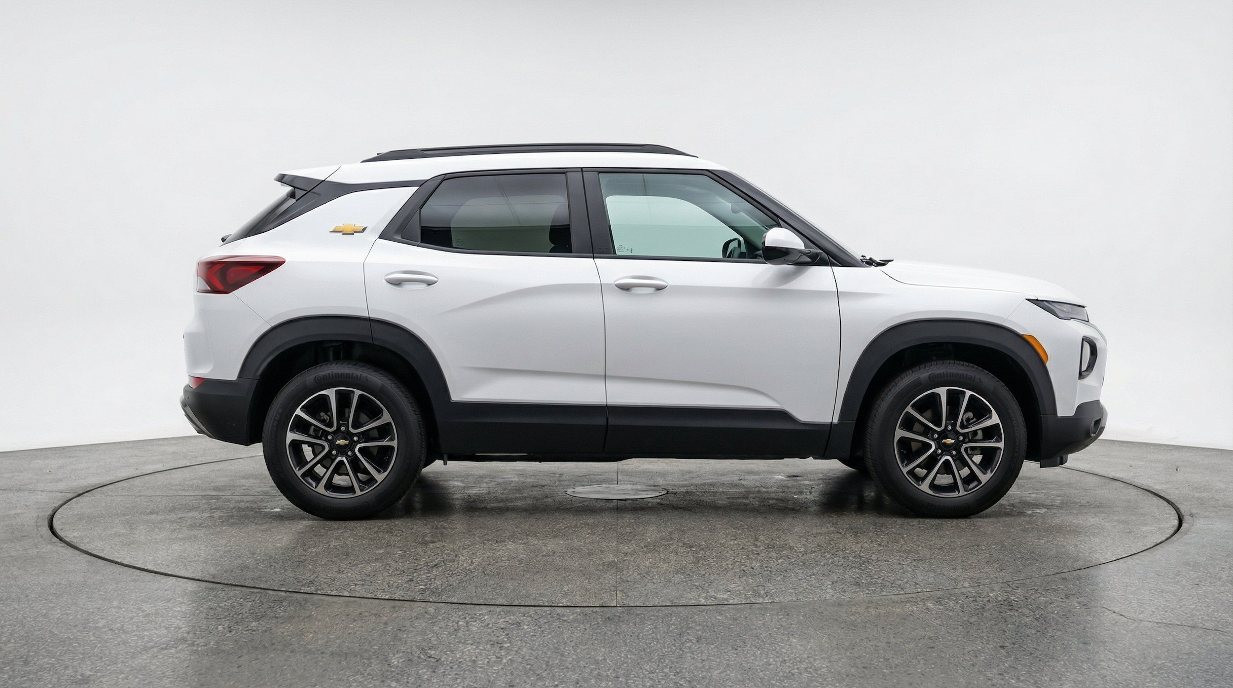 Thumbnail: 2025 Chevrolet TrailBlazer - 11