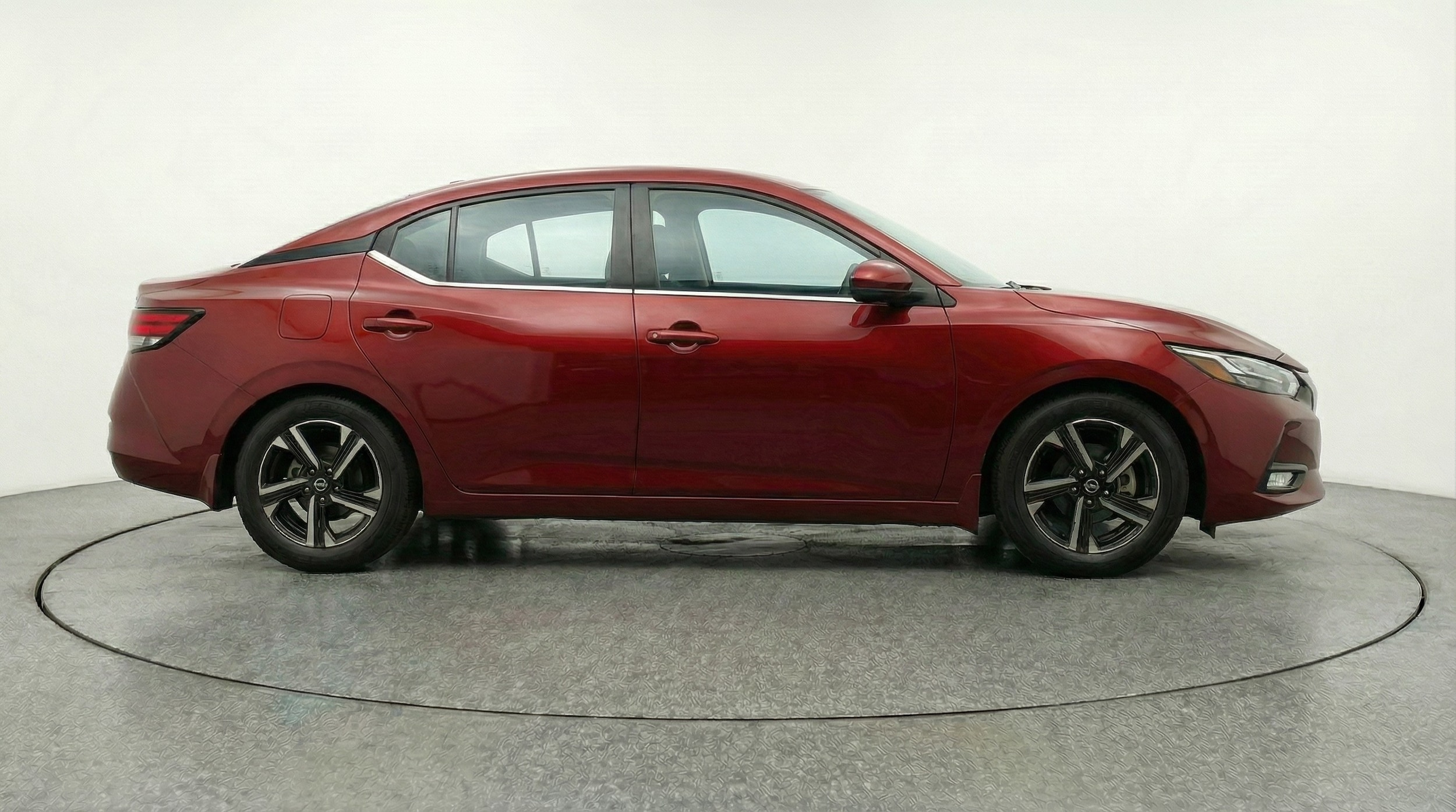 Thumbnail: 2025 Nissan Sentra - 8