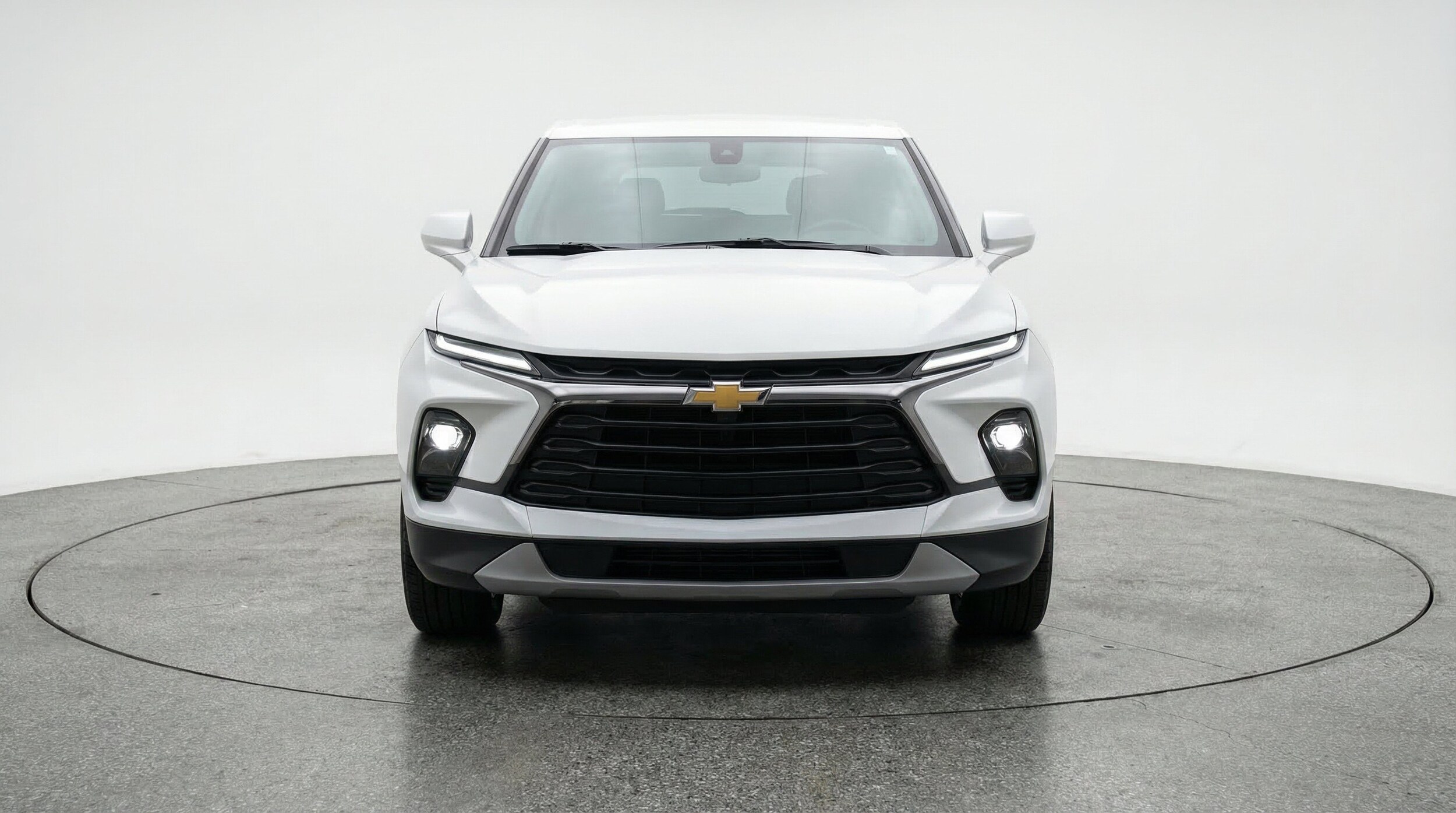 Thumbnail: 2025 Chevrolet Blazer - 2