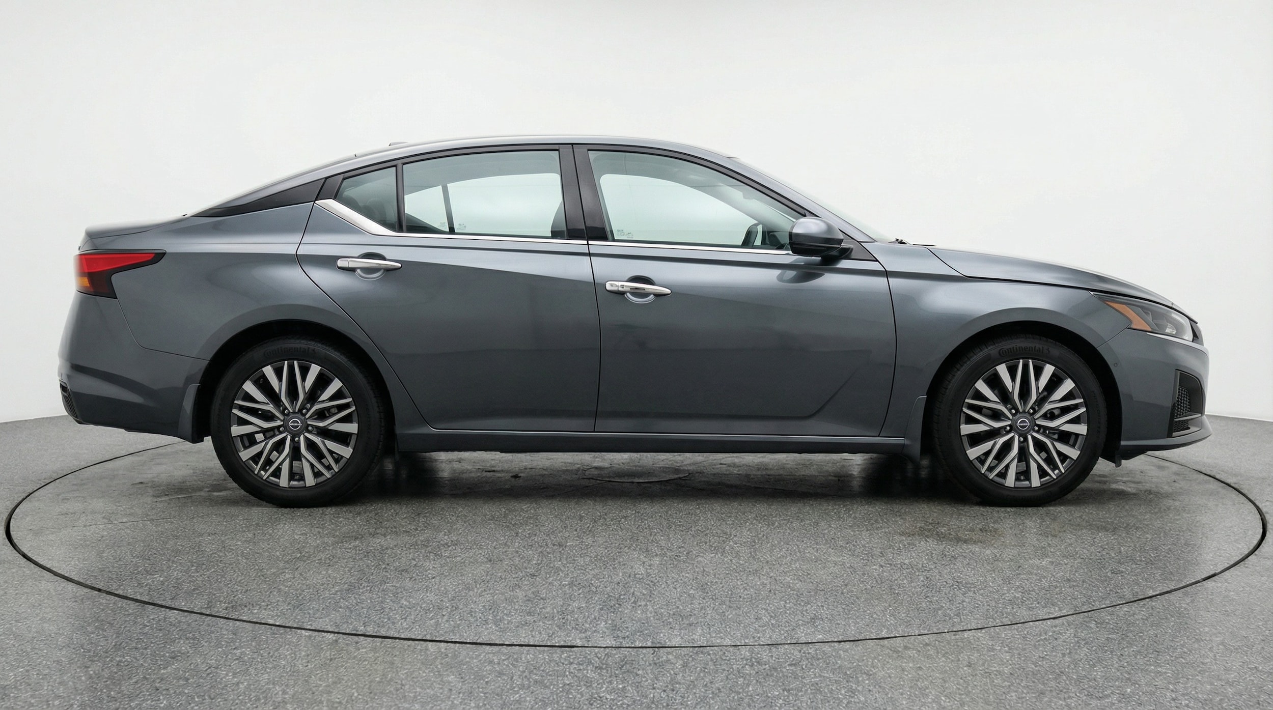 Thumbnail: 2025 Nissan Altima - 8