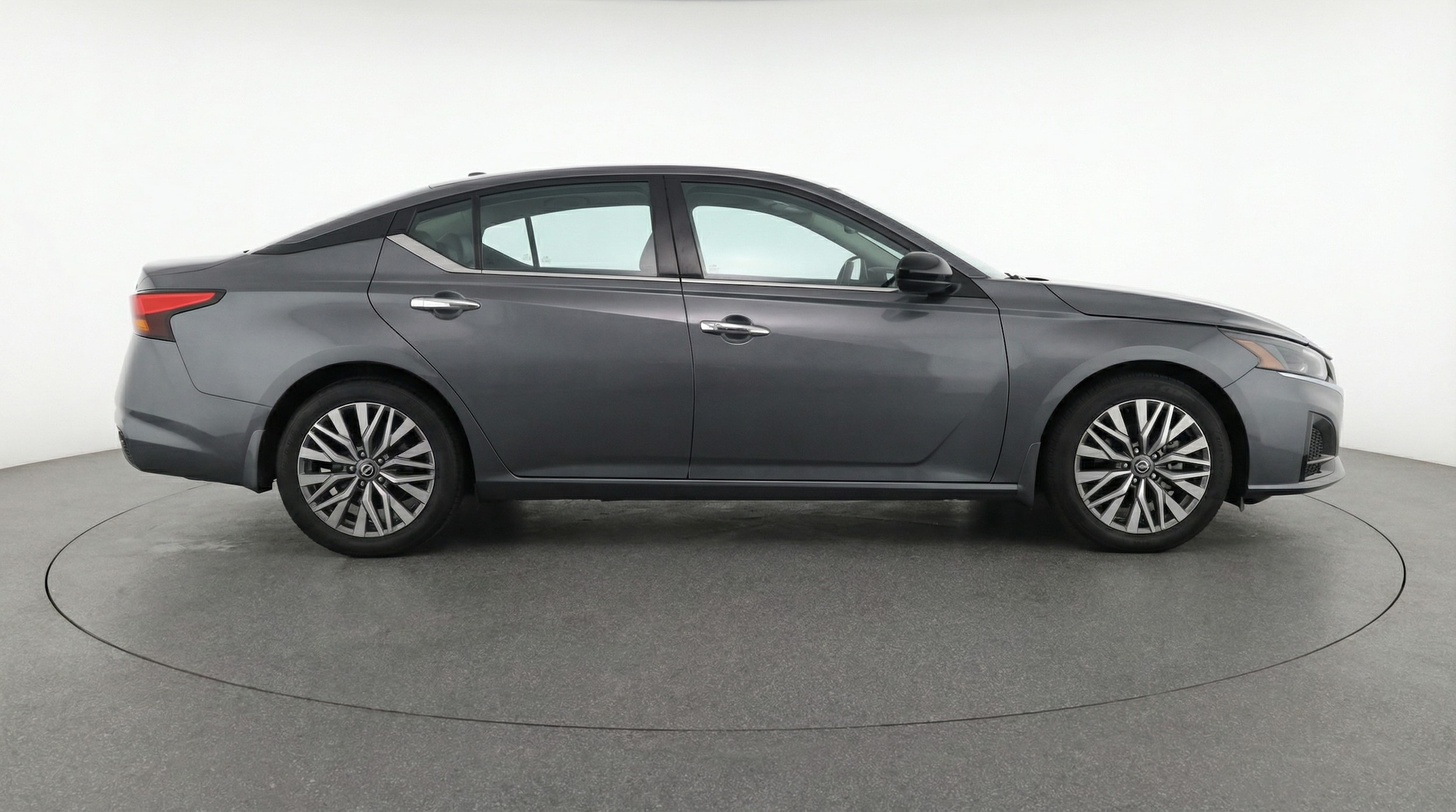 Thumbnail: 2025 Nissan Altima - 8