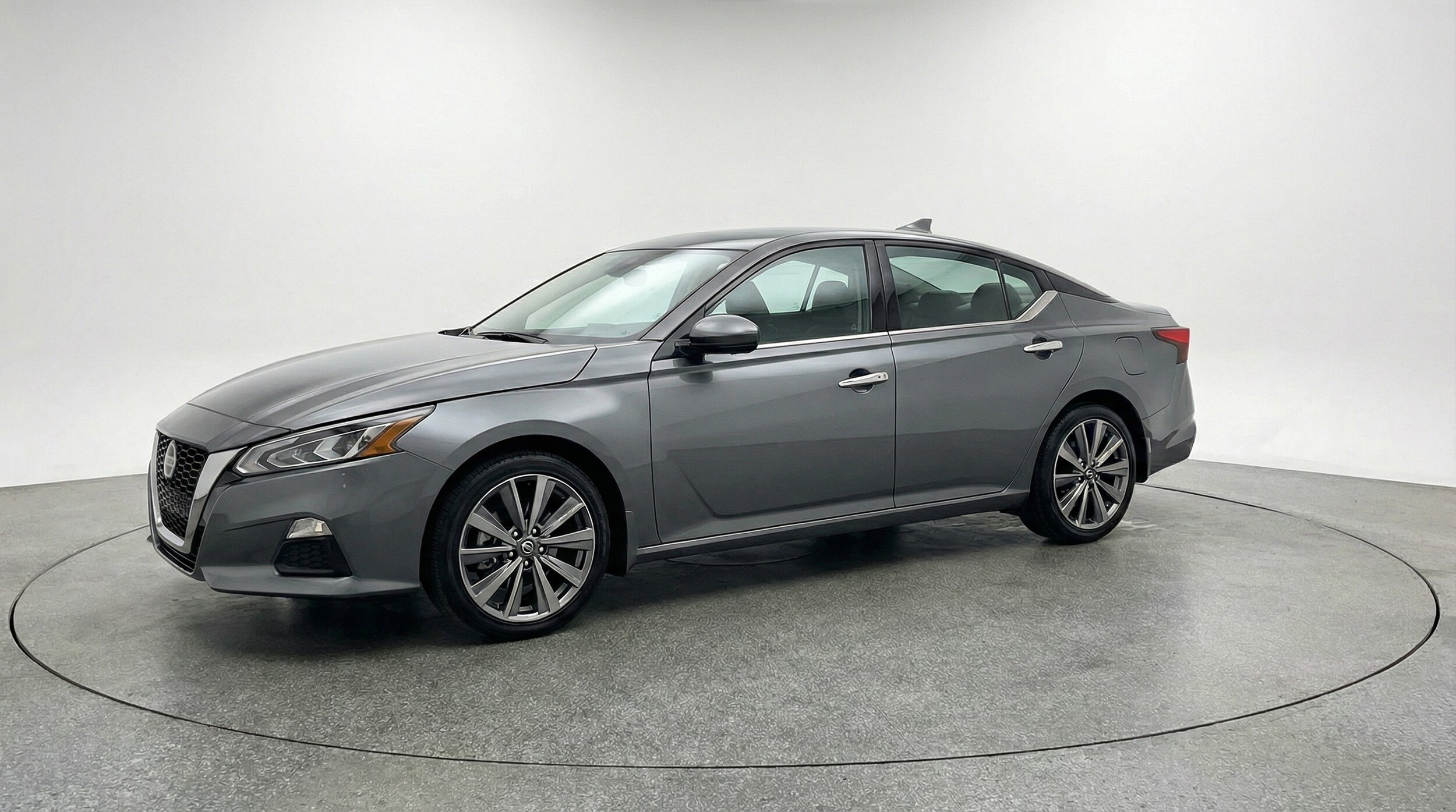 Thumbnail: 2025 Nissan Altima - 3