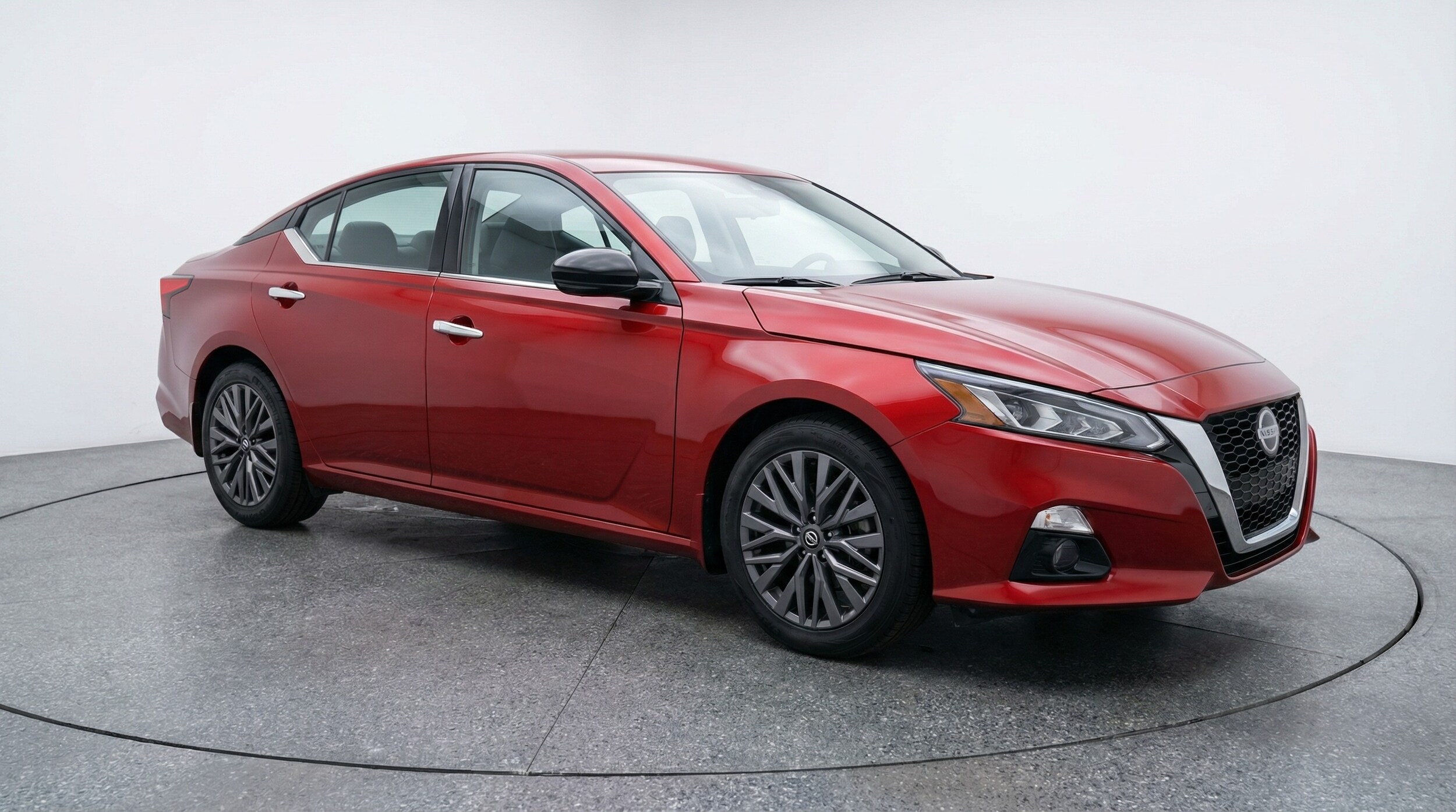 Thumbnail: 2025 Nissan Altima - 1