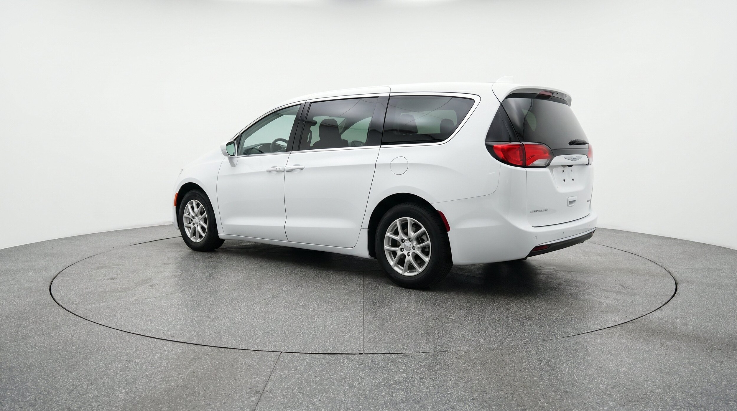 Thumbnail: 2024 Chrysler Voyager - 6