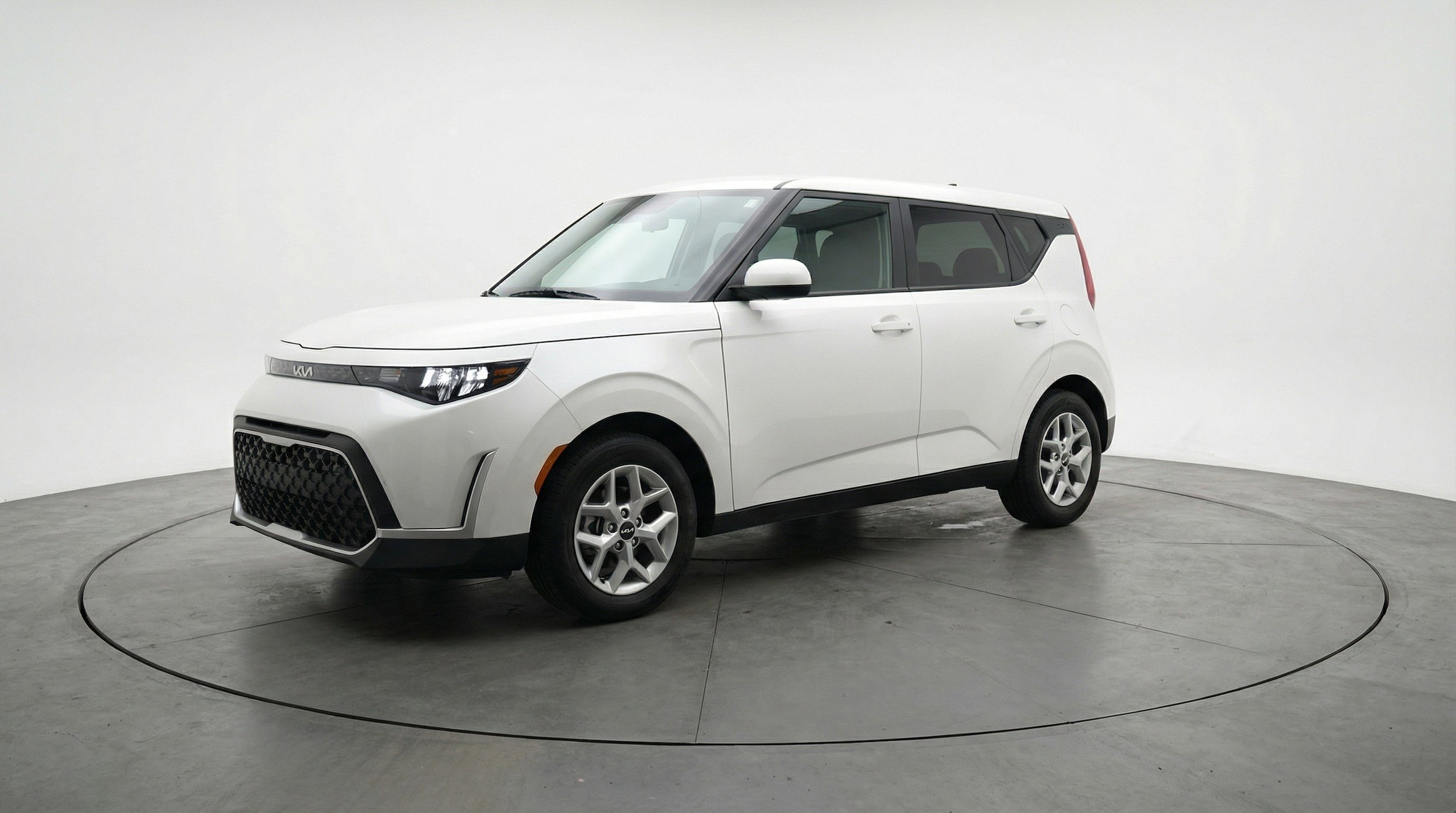 Thumbnail: 2025 Kia Soul - 3