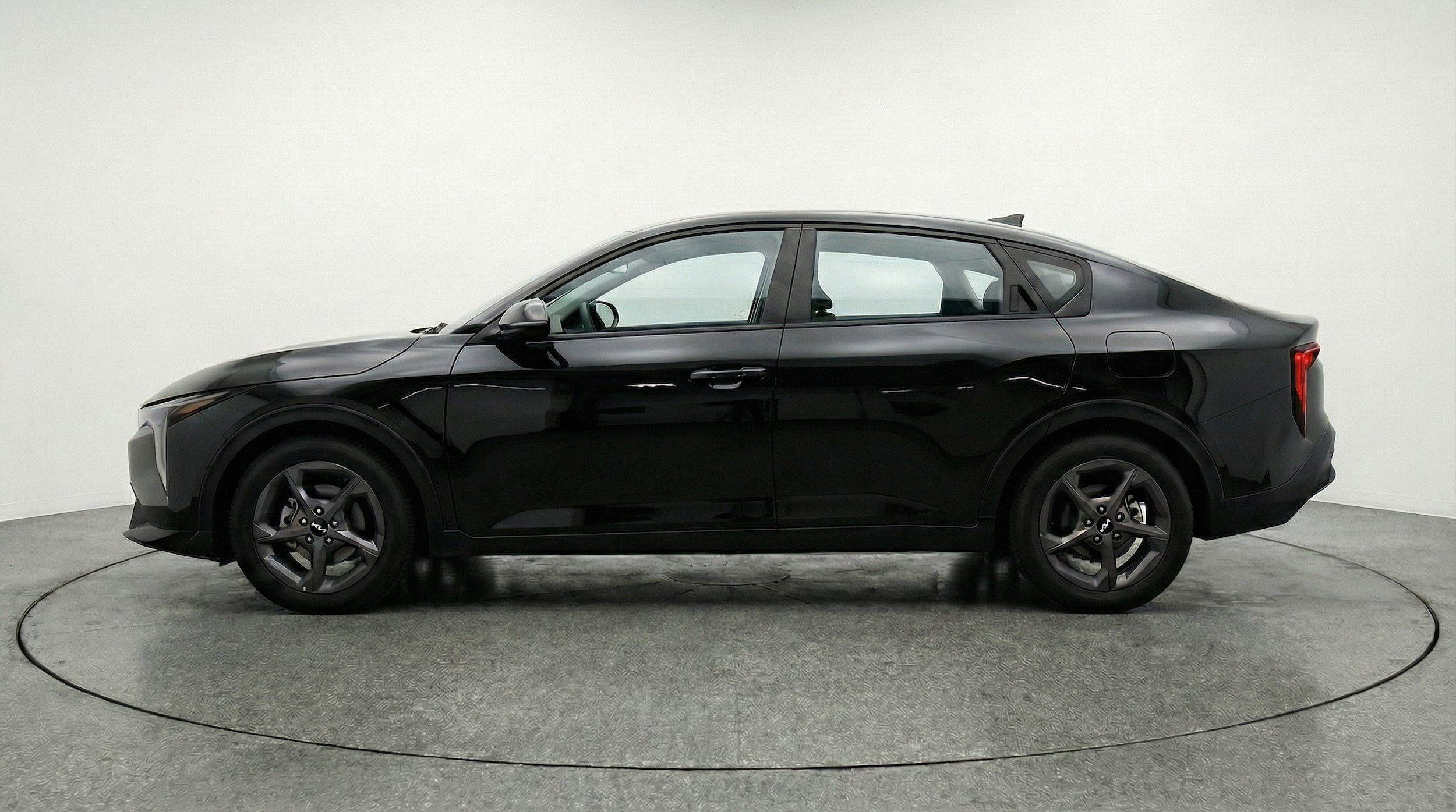 Thumbnail: 2025 Kia K4 - 5