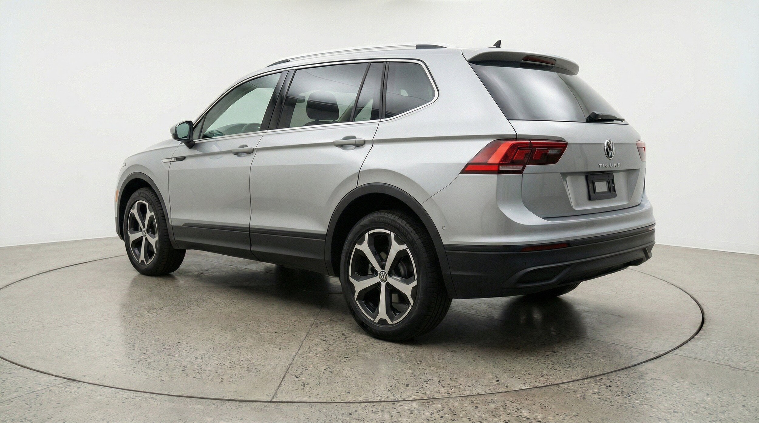 Thumbnail: 2026 Volkswagen Tiguan - 6