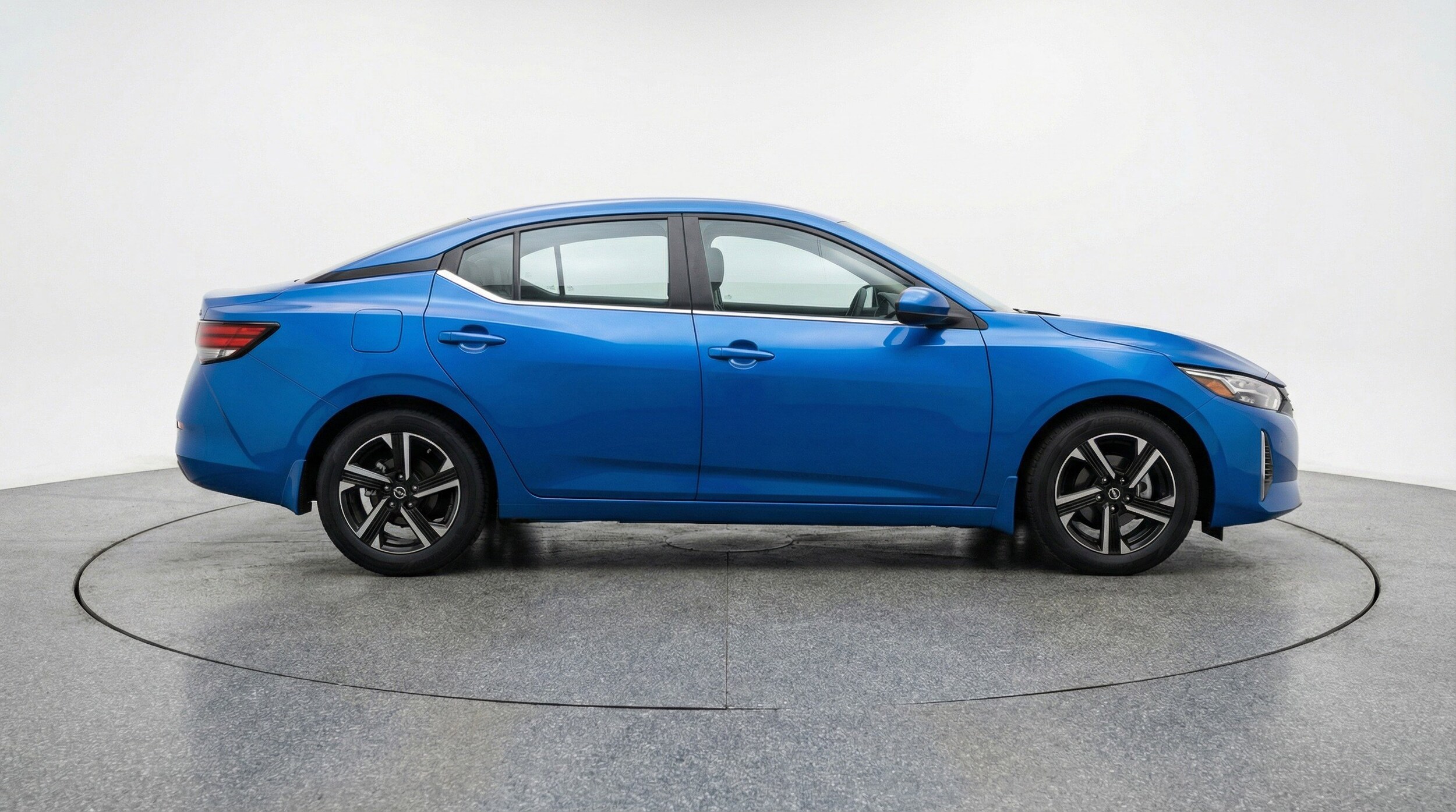 Thumbnail: 2025 Nissan Sentra - 11
