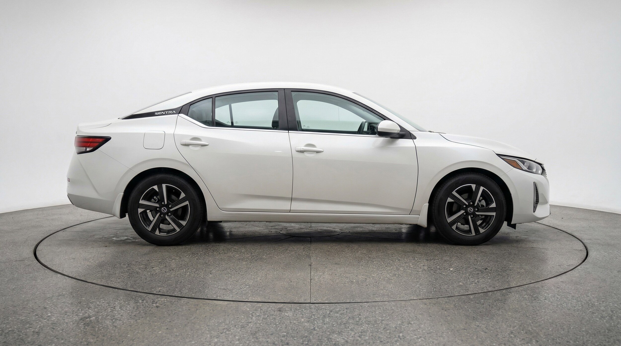 Thumbnail: 2025 Nissan Sentra - 11