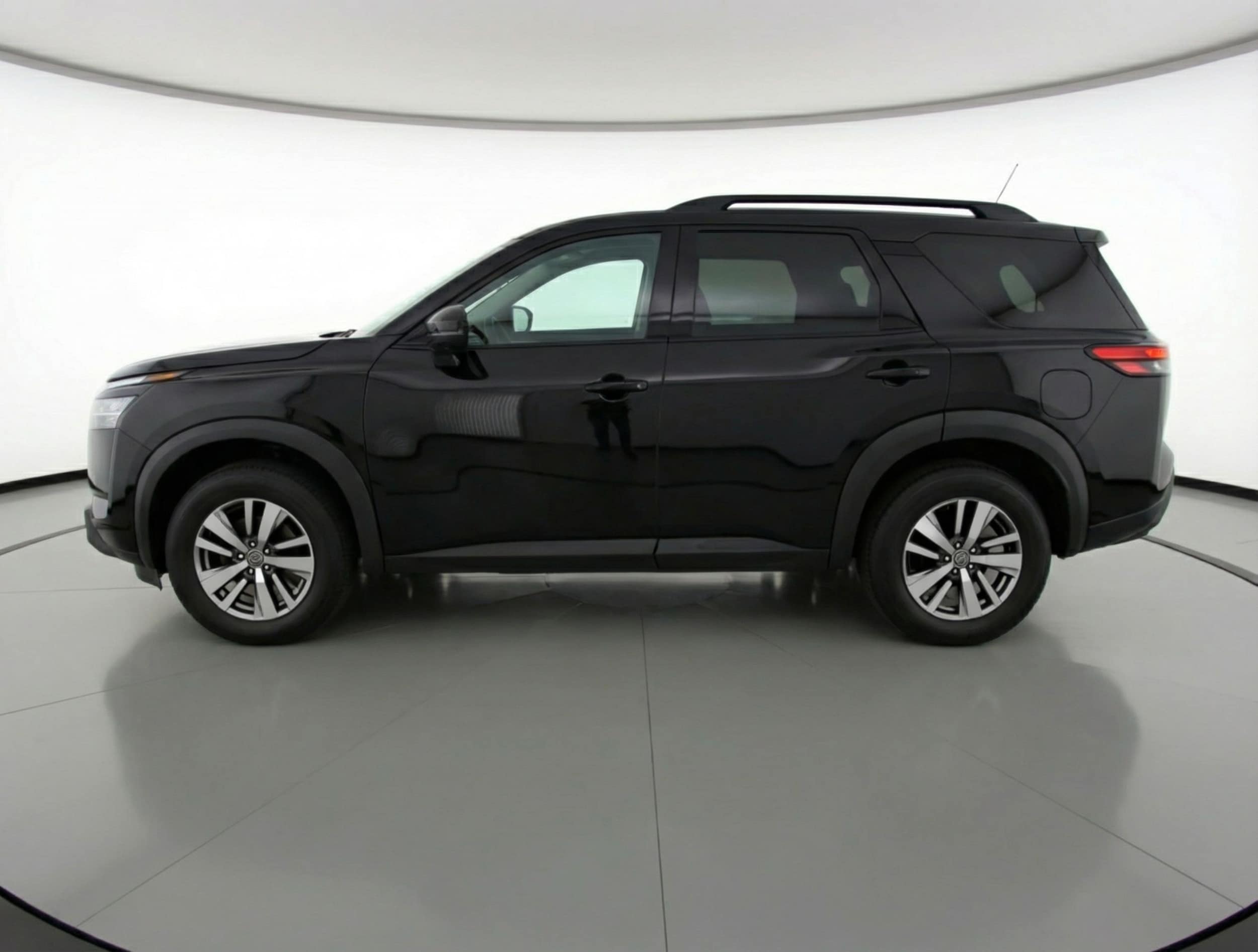 Thumbnail: 2025 Nissan Pathfinder - 4