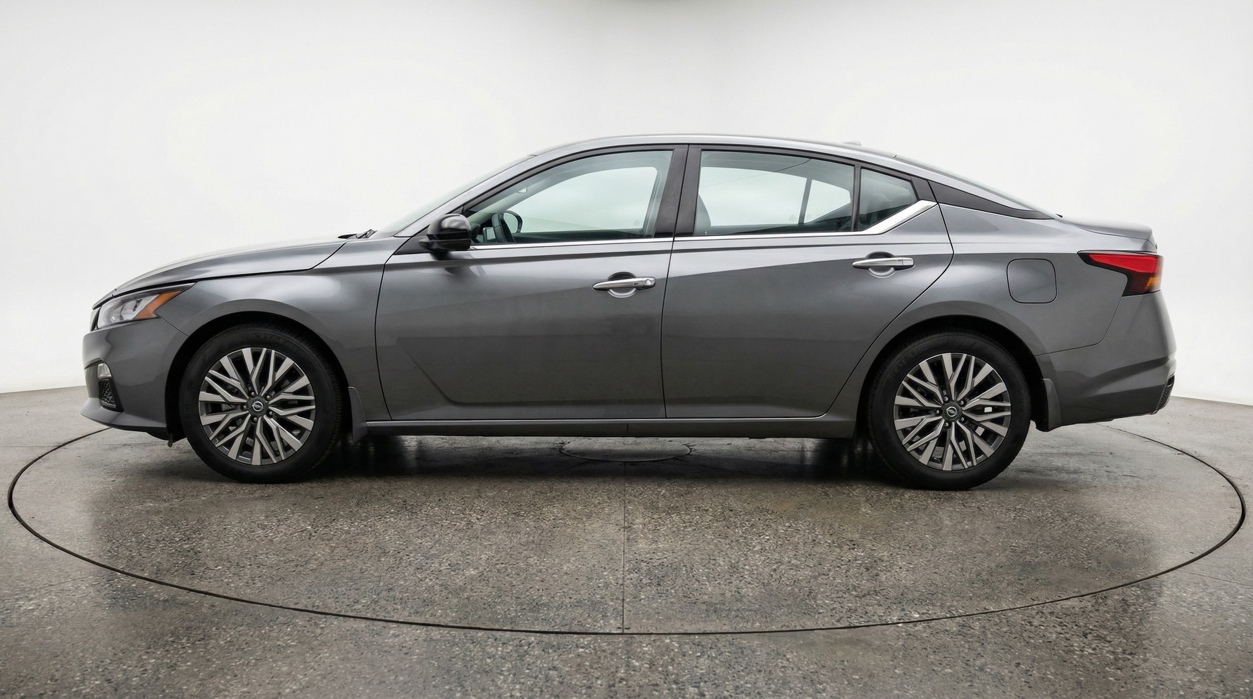 Thumbnail: 2025 Nissan Altima - 4