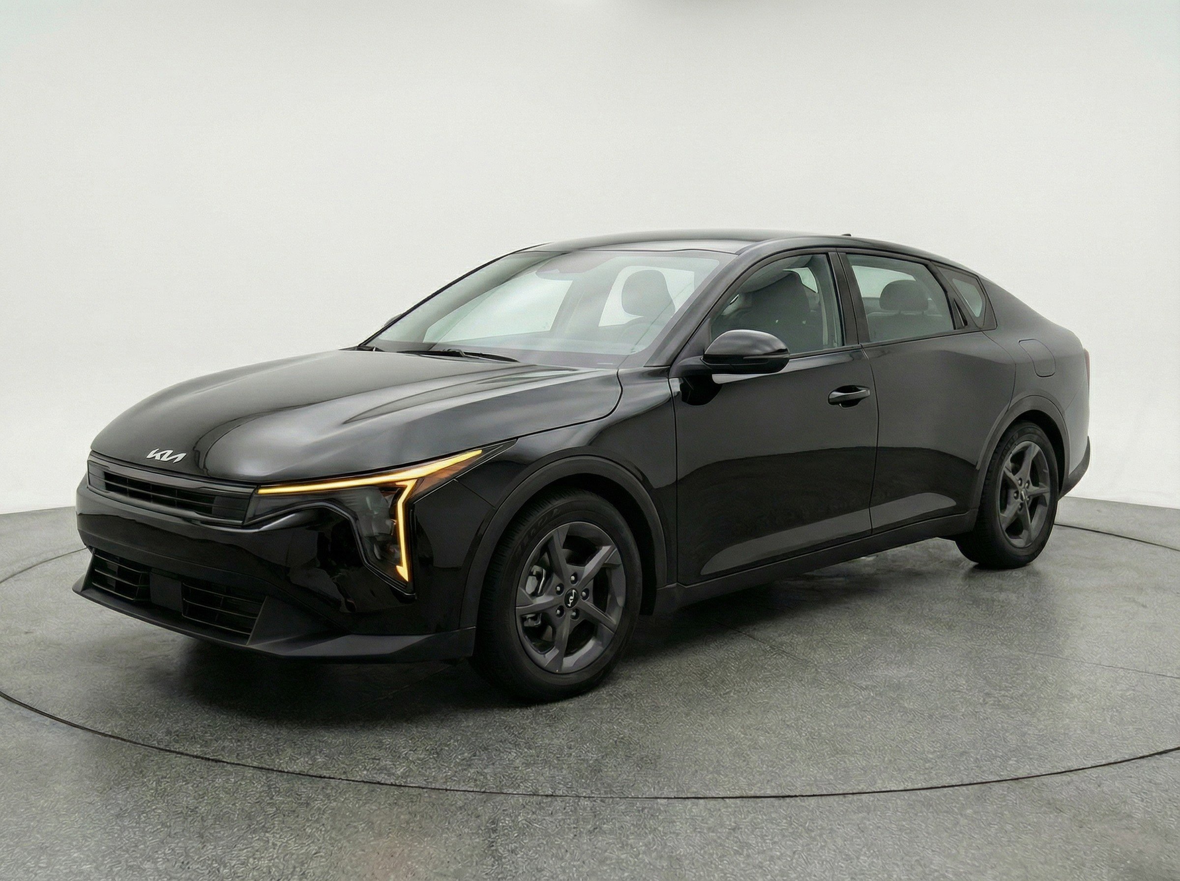 Thumbnail: 2025 Kia K4 - 3