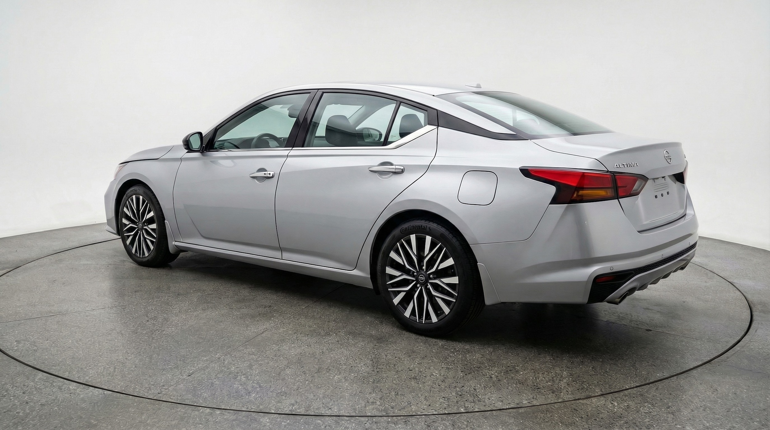 Thumbnail: 2025 Nissan Altima - 5