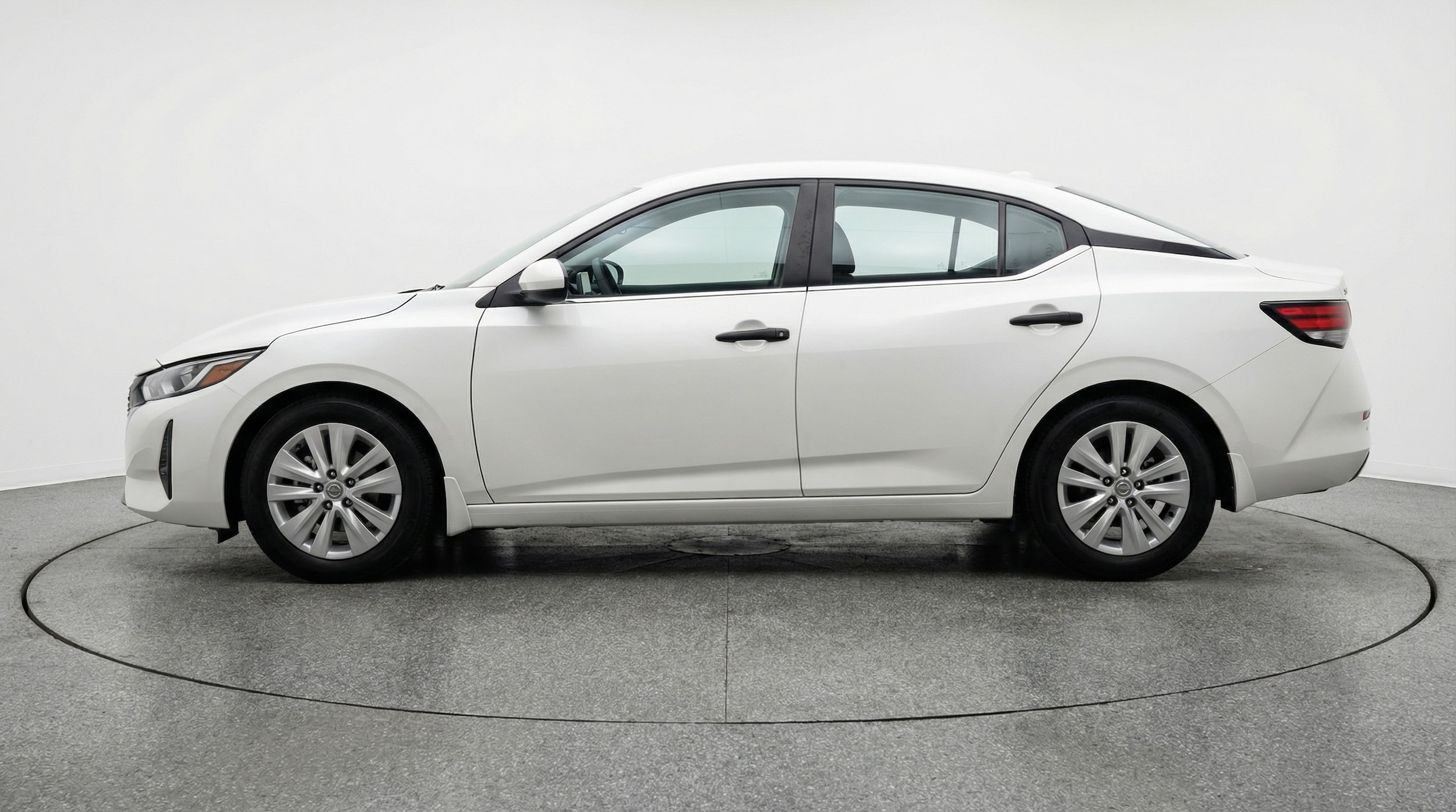 Thumbnail: 2025 Nissan Sentra - 4