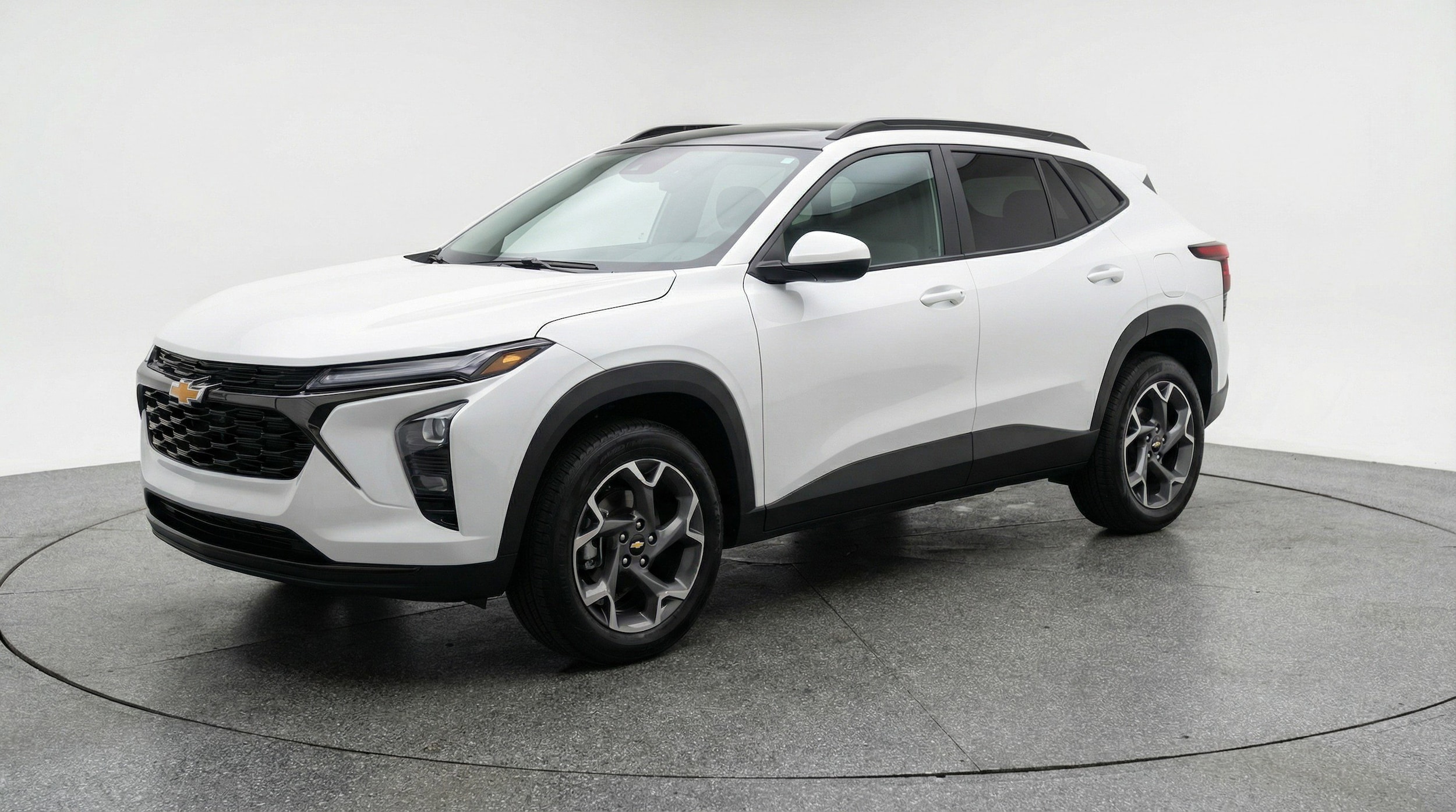 Thumbnail: 2025 Chevrolet Trax - 3