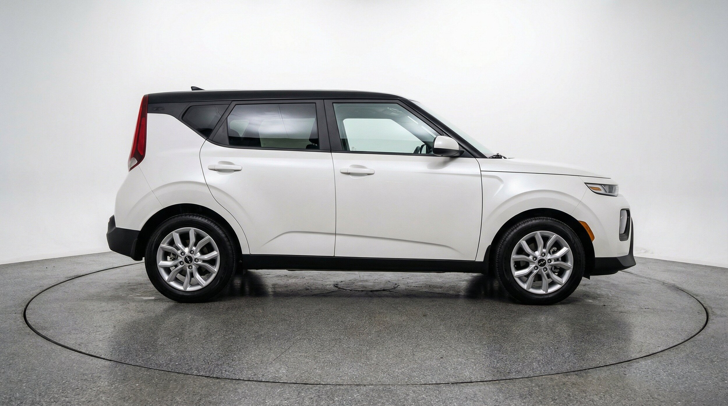 Thumbnail: 2025 Kia Soul - 11