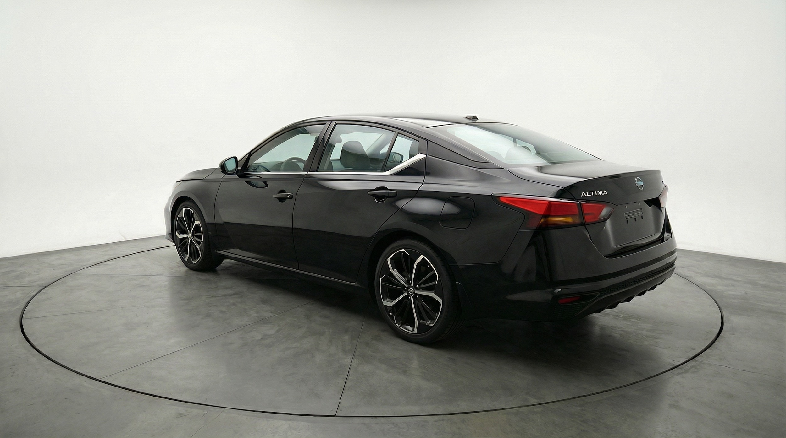 Thumbnail: 2025 Nissan Altima - 5