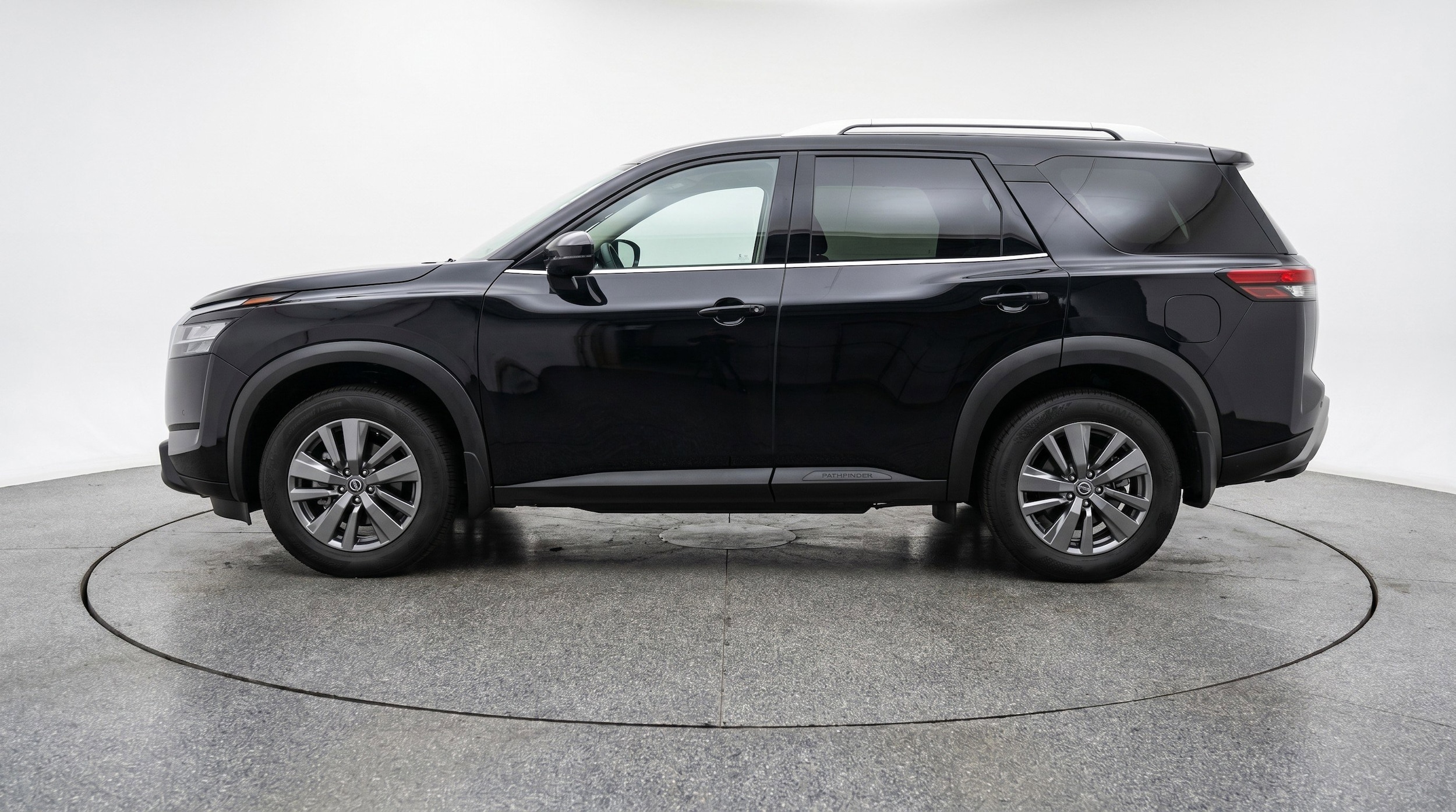 Thumbnail: 2025 Nissan Pathfinder - 5