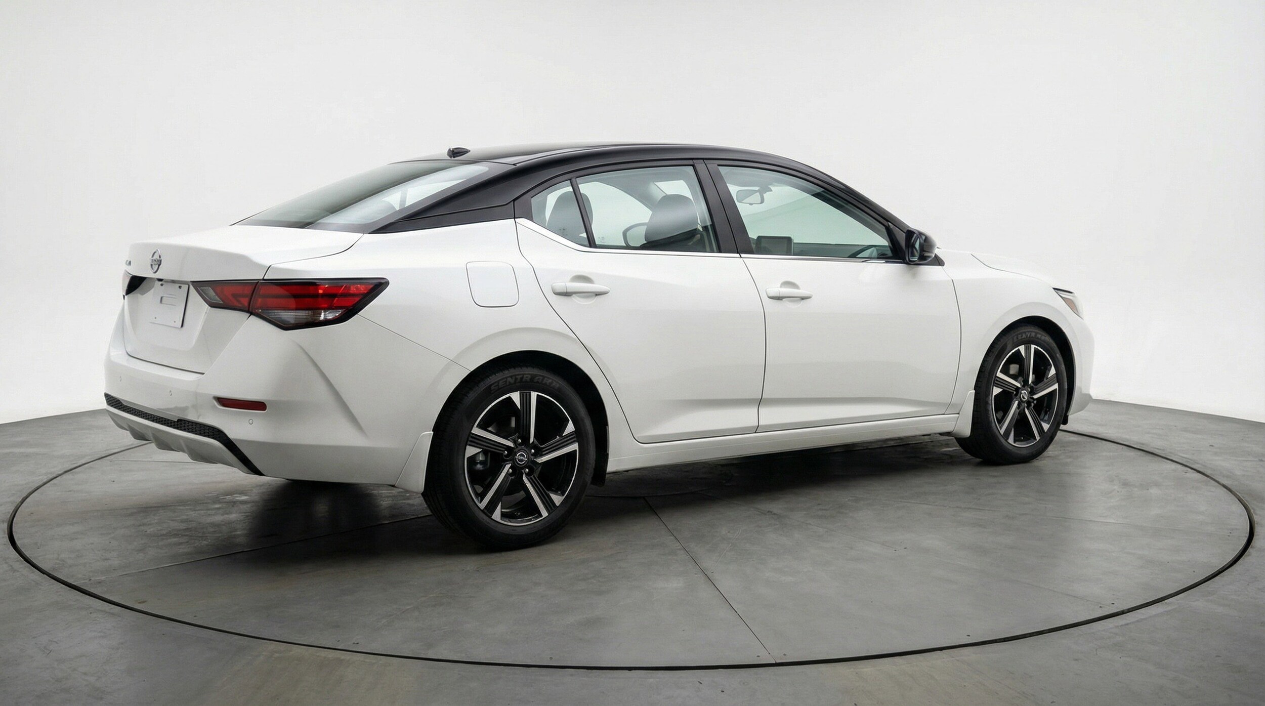 Thumbnail: 2025 Nissan Sentra - 9