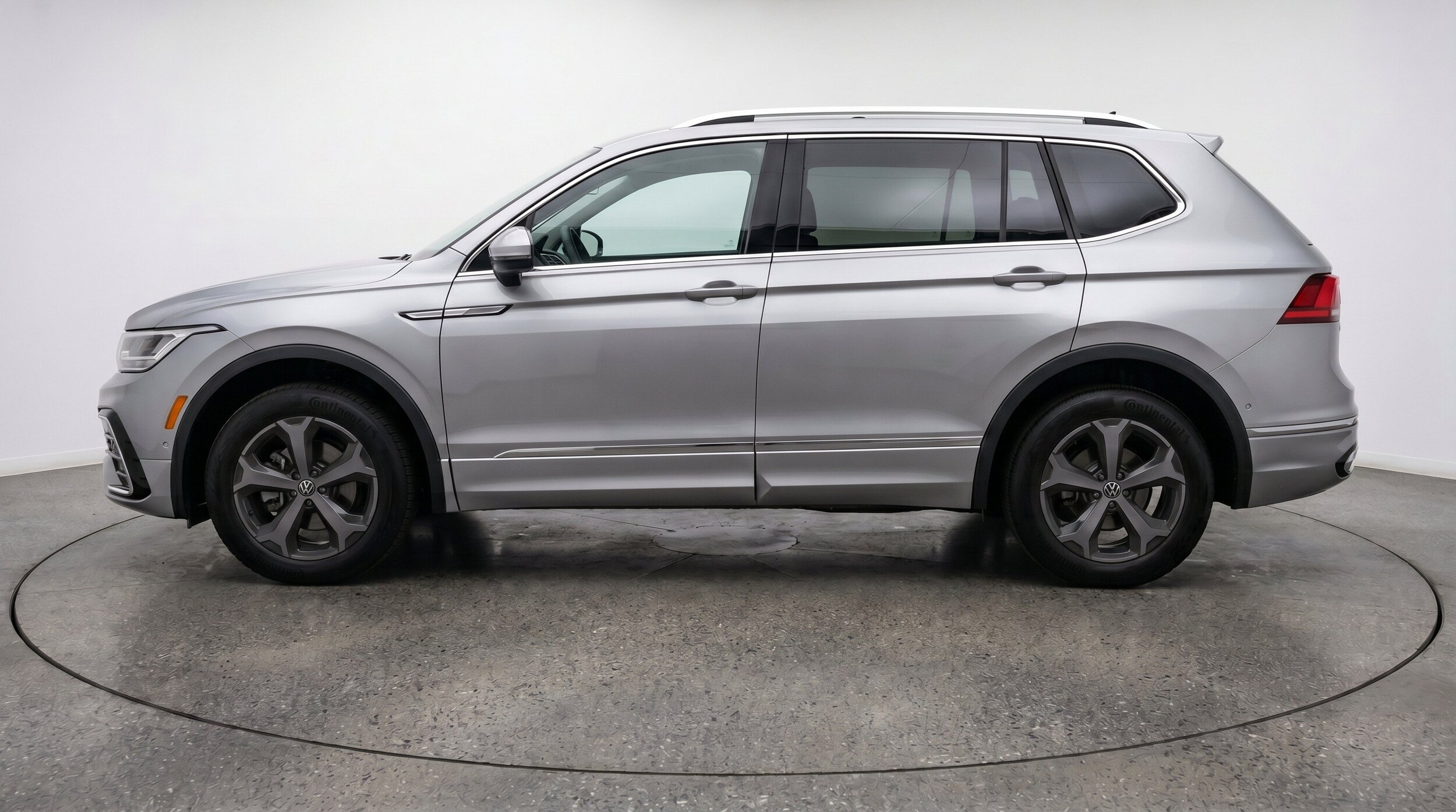 Thumbnail: 2026 Volkswagen Tiguan - 5