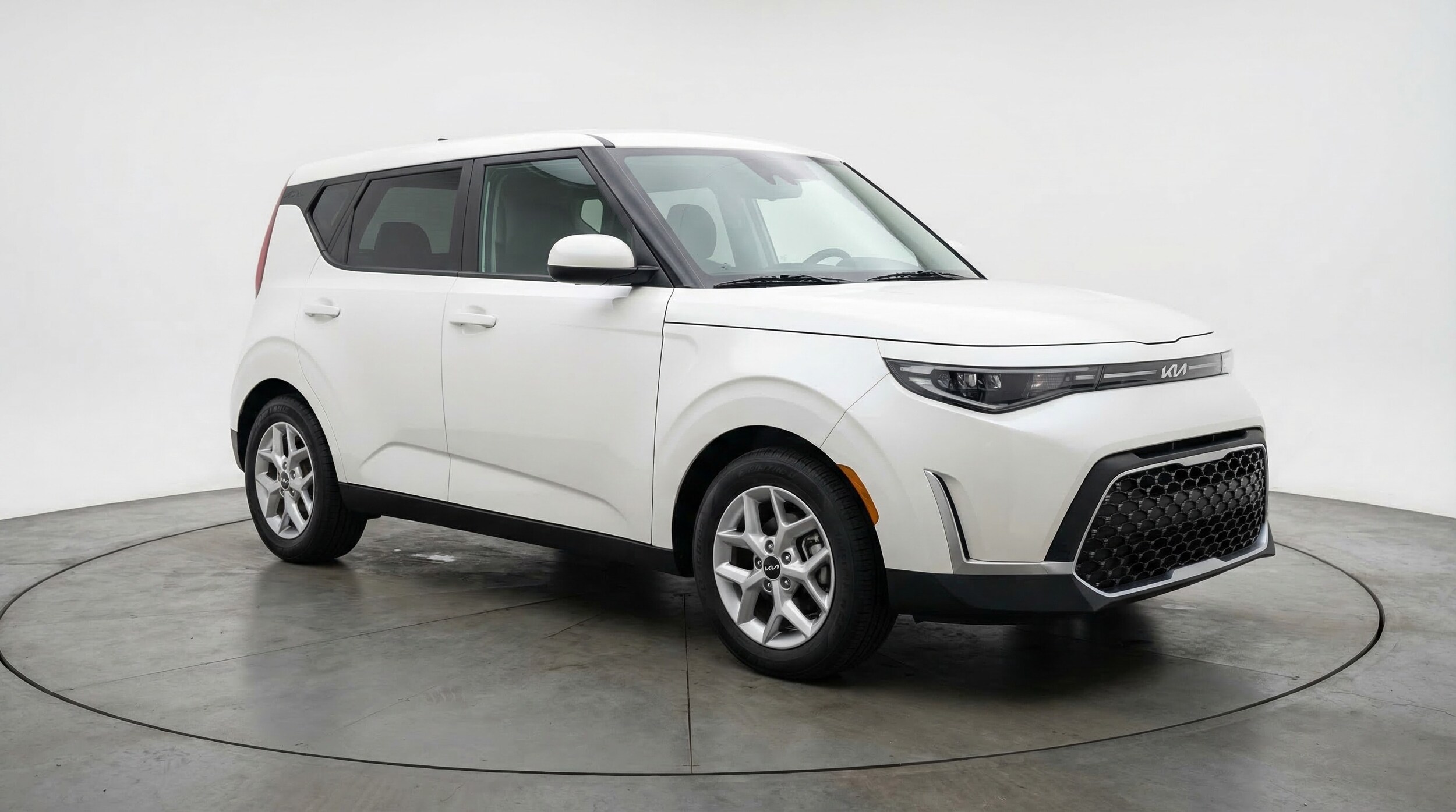 Thumbnail: 2025 Kia Soul - 1