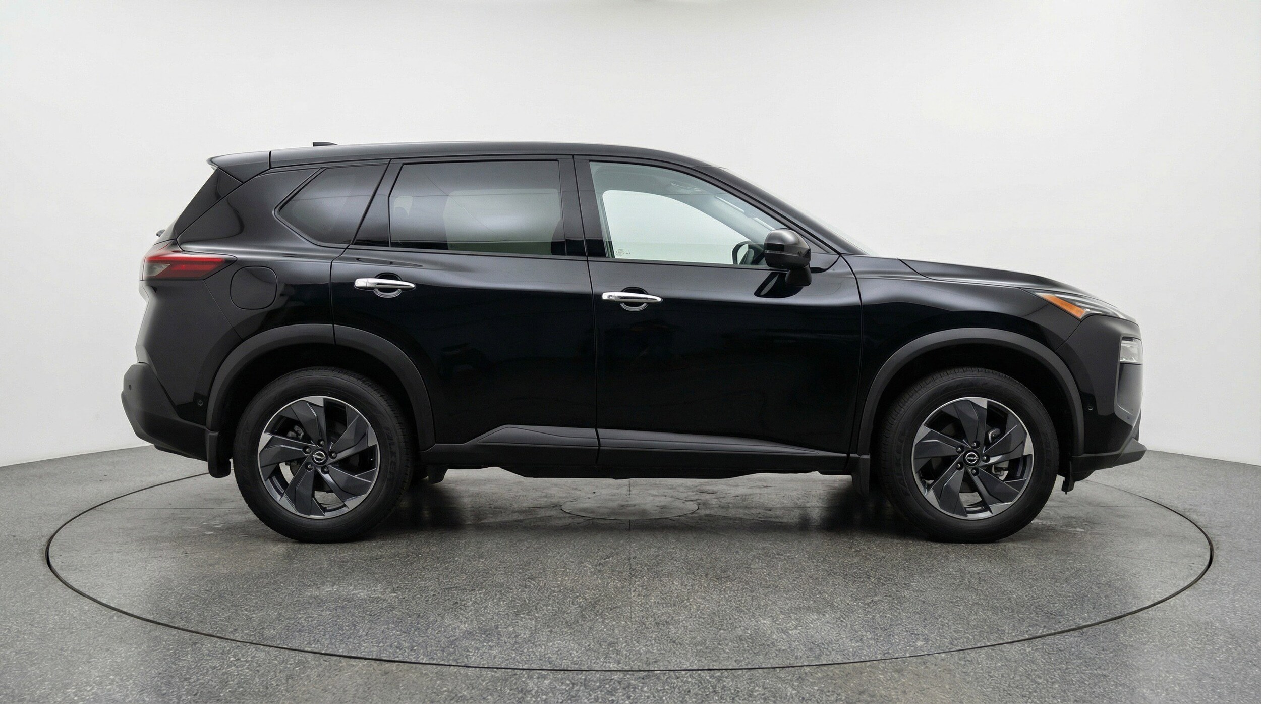 Thumbnail: 2025 Nissan Rogue - 11