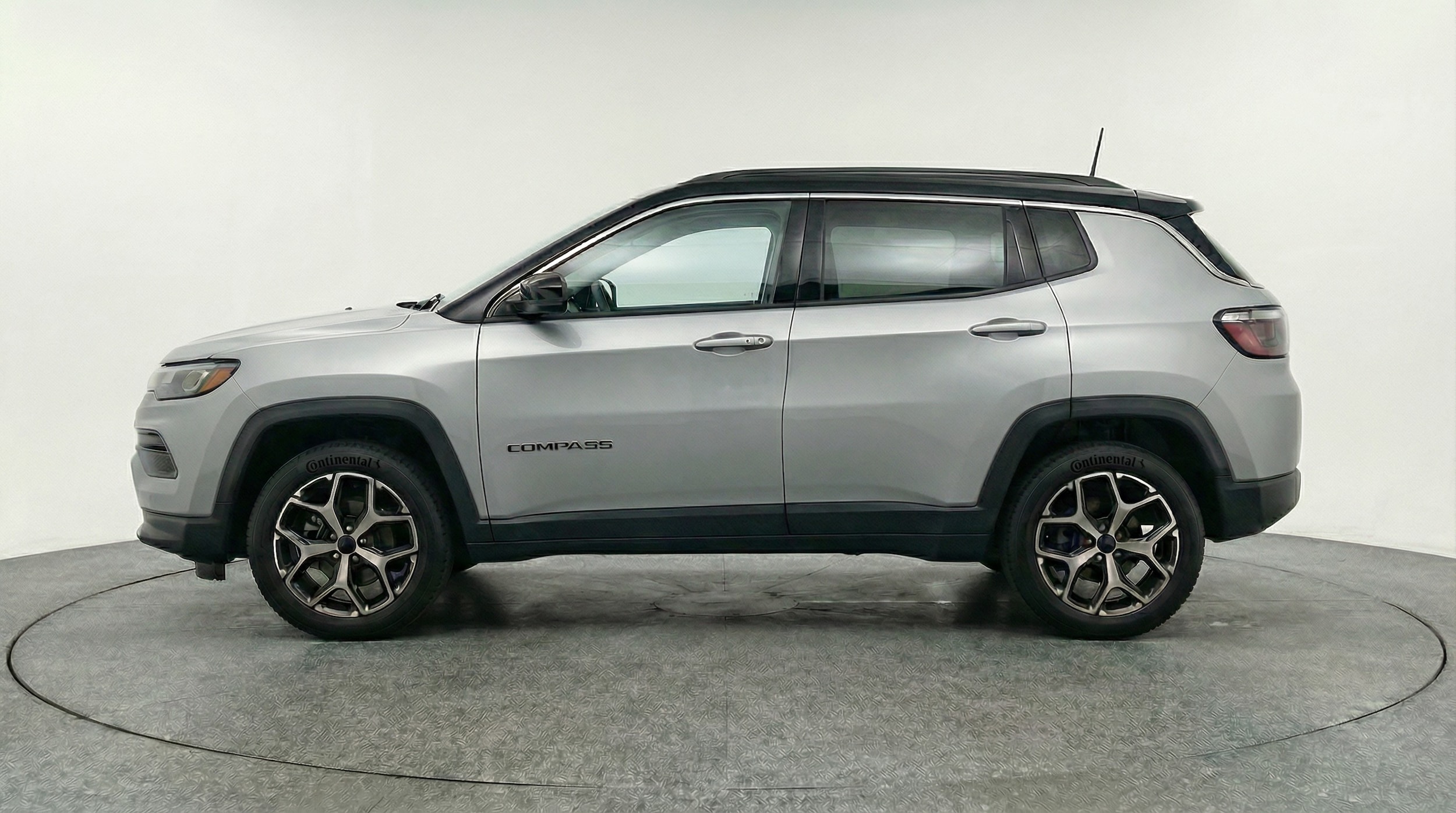 Thumbnail: 2025 Jeep Compass - 4