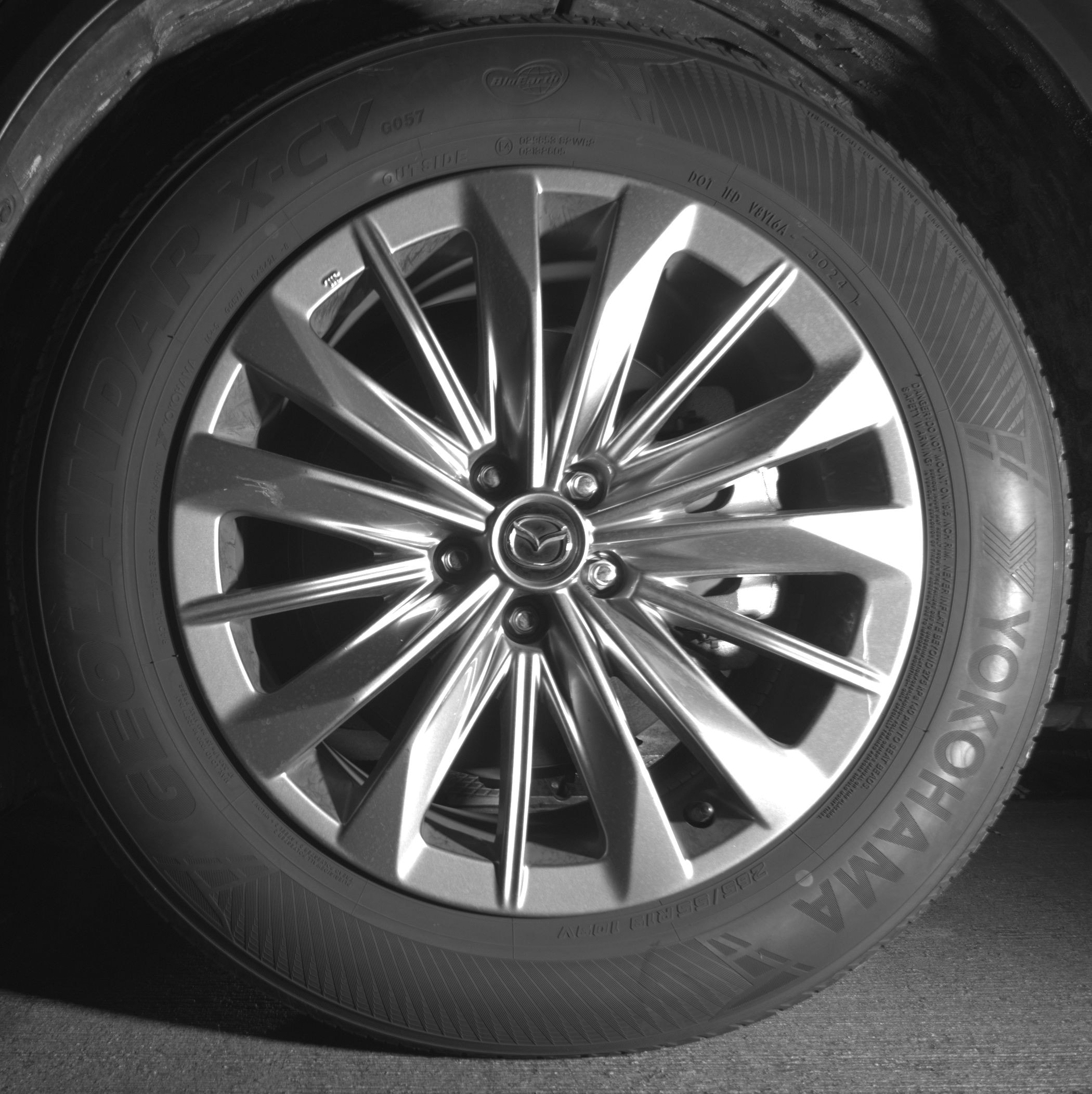 Thumbnail: 2025 Mazda CX-90 - 9