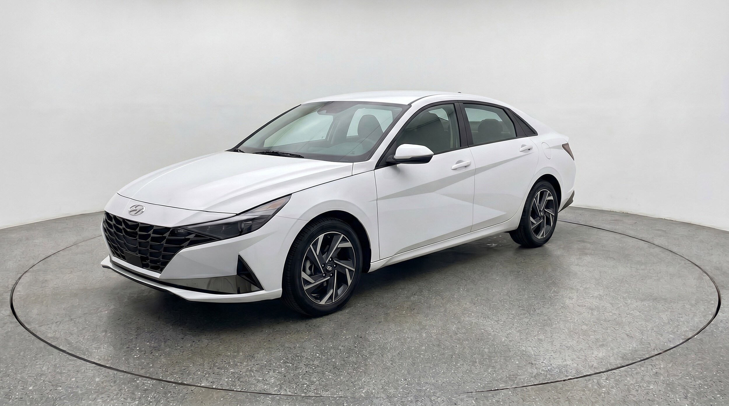 Thumbnail: 2025 Hyundai Elantra - 3